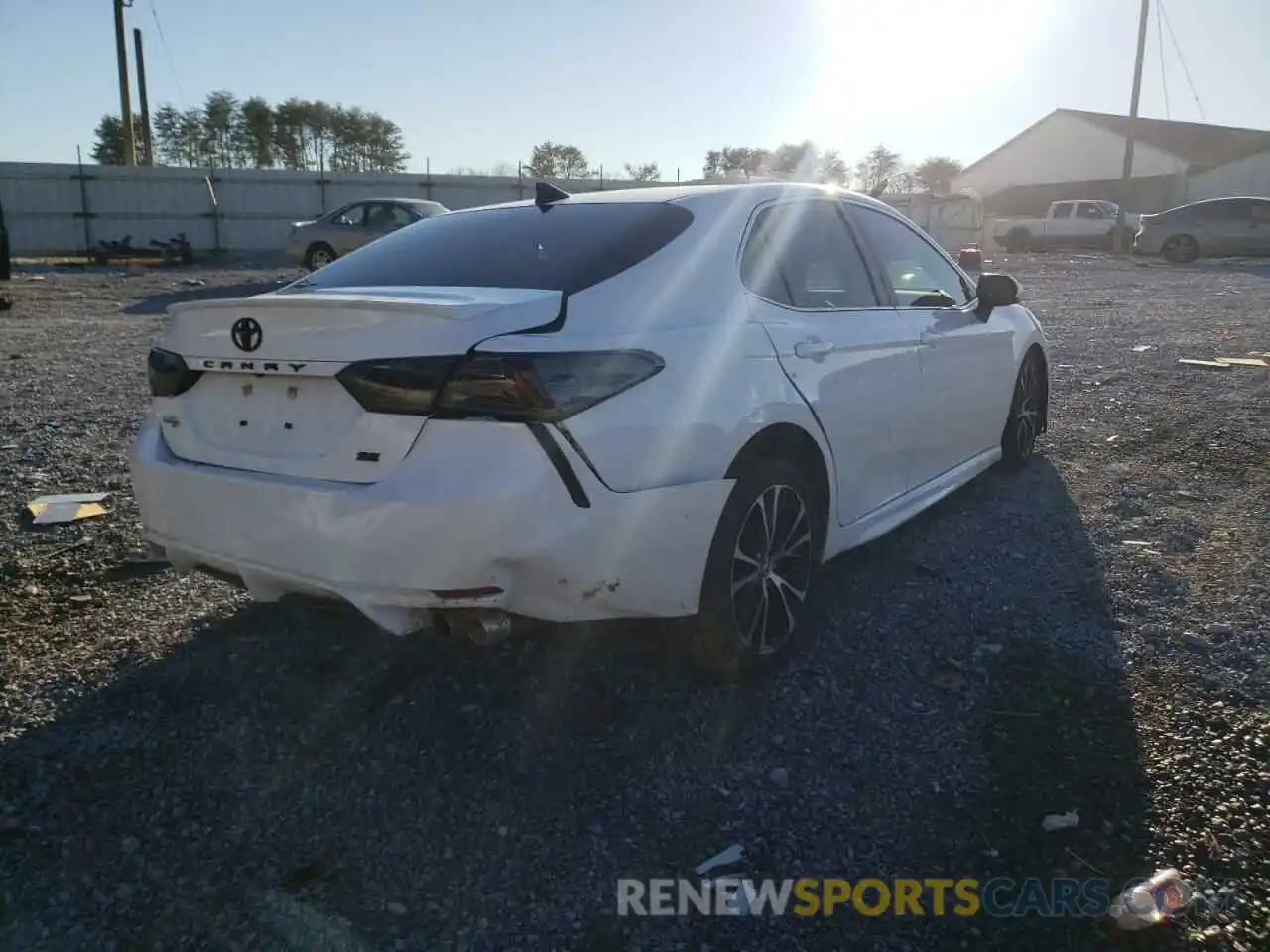 4 Photograph of a damaged car 4T1G11AK5LU875293 TOYOTA CAMRY 2020