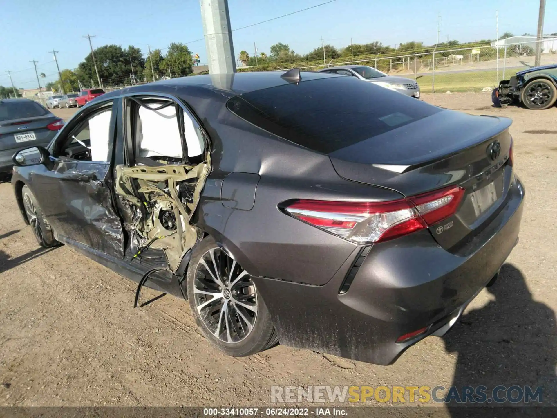 3 Photograph of a damaged car 4T1G11AK5LU891459 TOYOTA CAMRY 2020