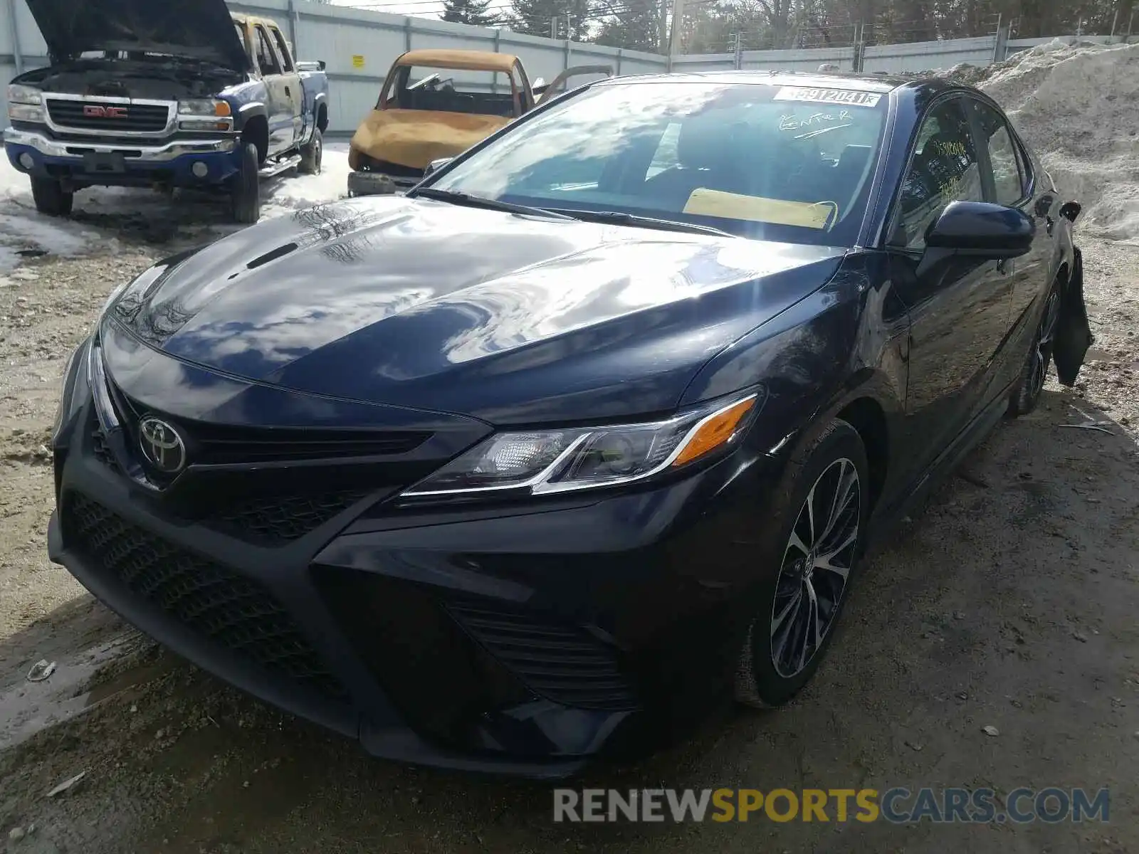 2 Photograph of a damaged car 4T1G11AK5LU891557 TOYOTA CAMRY 2020