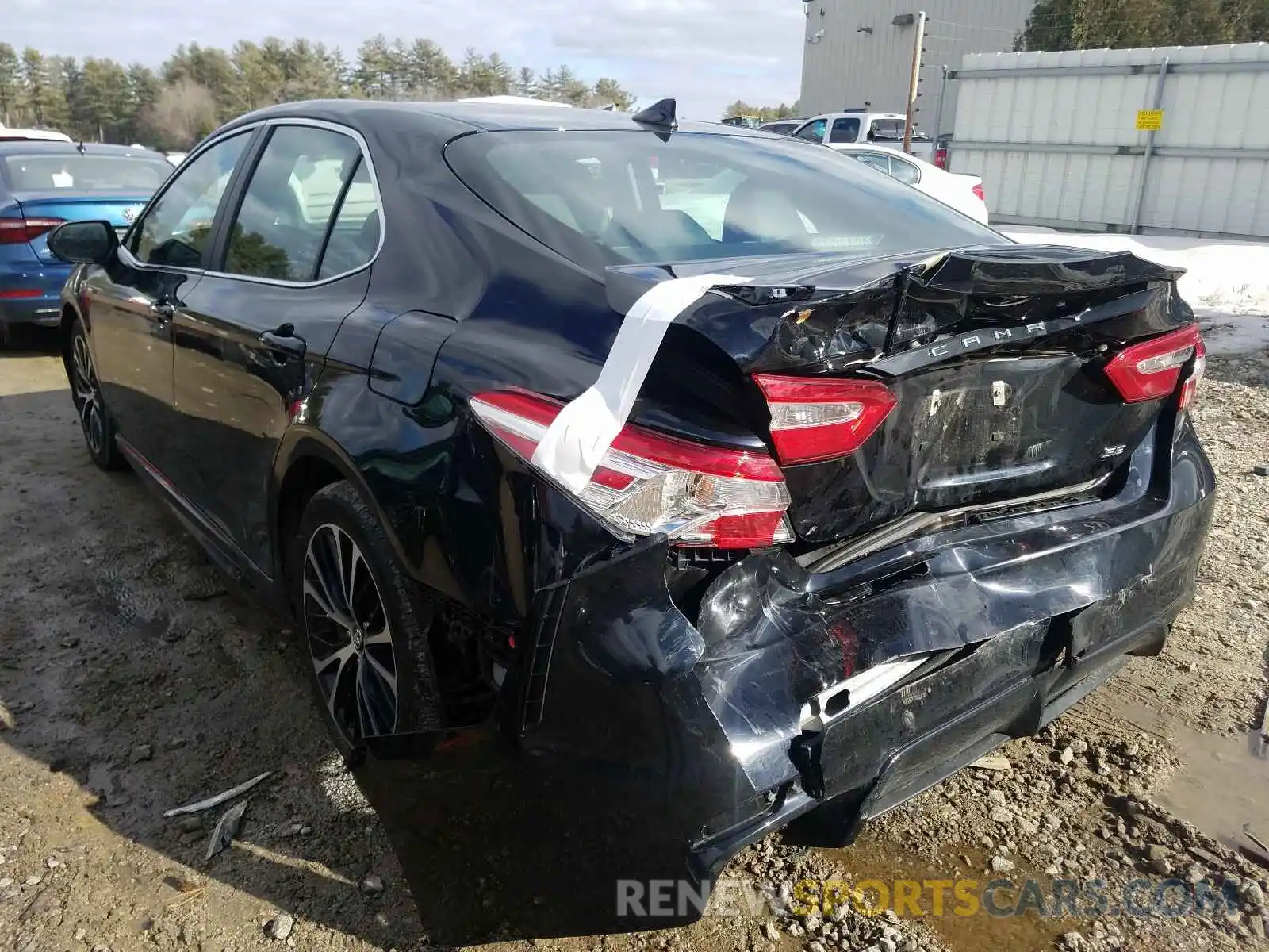 3 Photograph of a damaged car 4T1G11AK5LU891557 TOYOTA CAMRY 2020