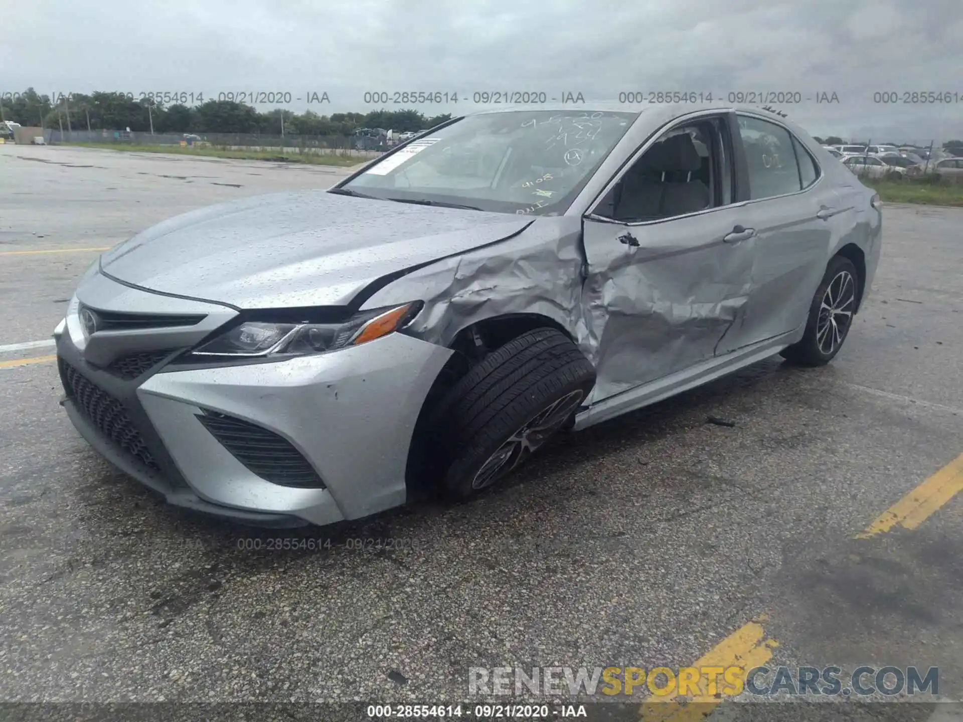 2 Photograph of a damaged car 4T1G11AK5LU893938 TOYOTA CAMRY 2020