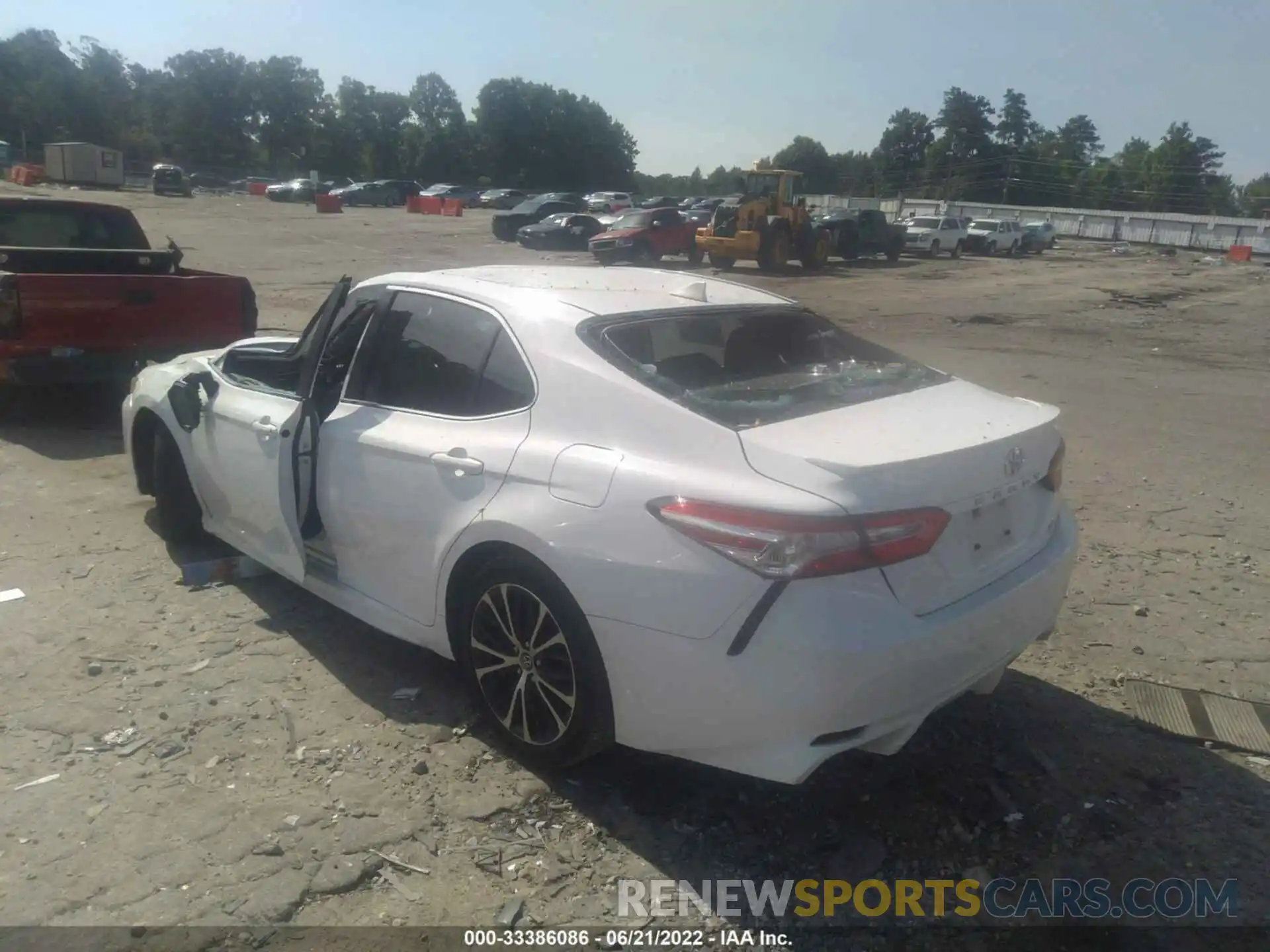 3 Photograph of a damaged car 4T1G11AK5LU894538 TOYOTA CAMRY 2020