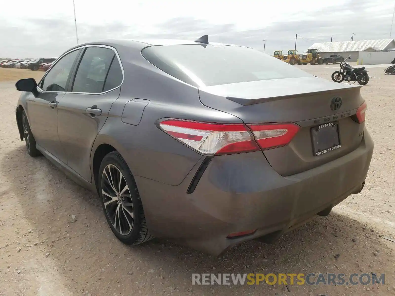 3 Photograph of a damaged car 4T1G11AK5LU894622 TOYOTA CAMRY 2020