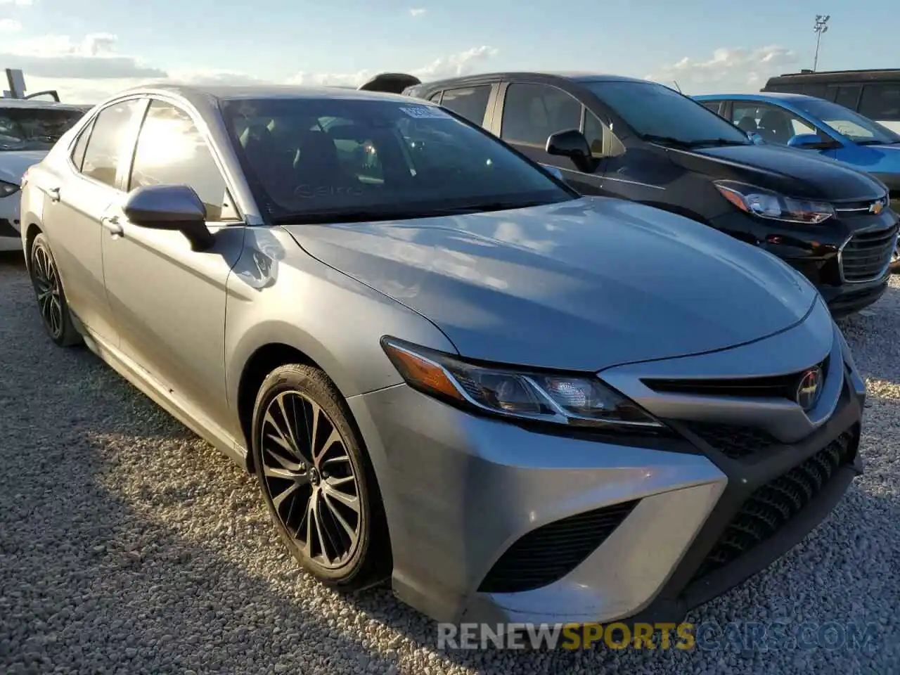 1 Photograph of a damaged car 4T1G11AK5LU901052 TOYOTA CAMRY 2020