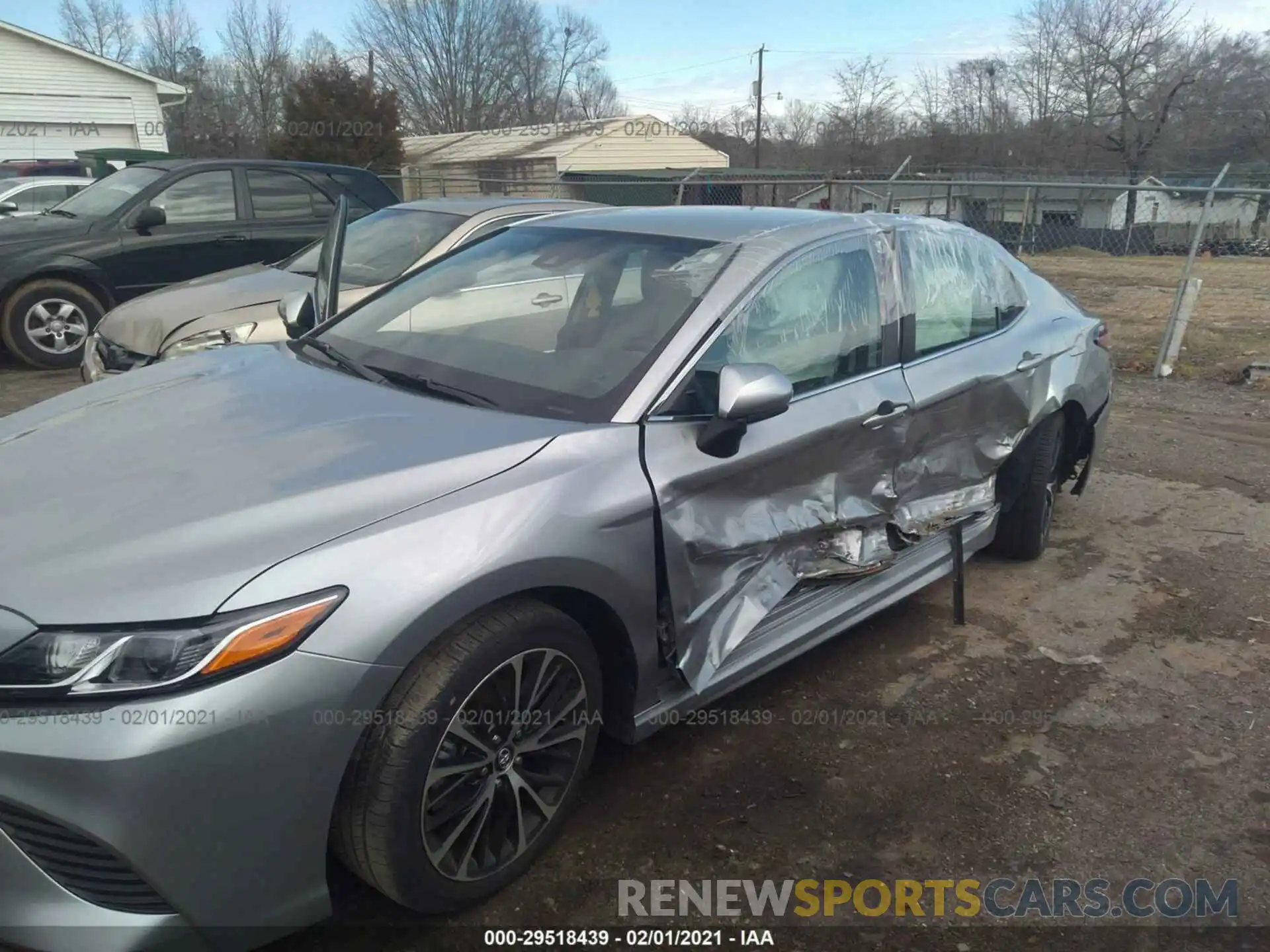 6 Photograph of a damaged car 4T1G11AK5LU905134 TOYOTA CAMRY 2020