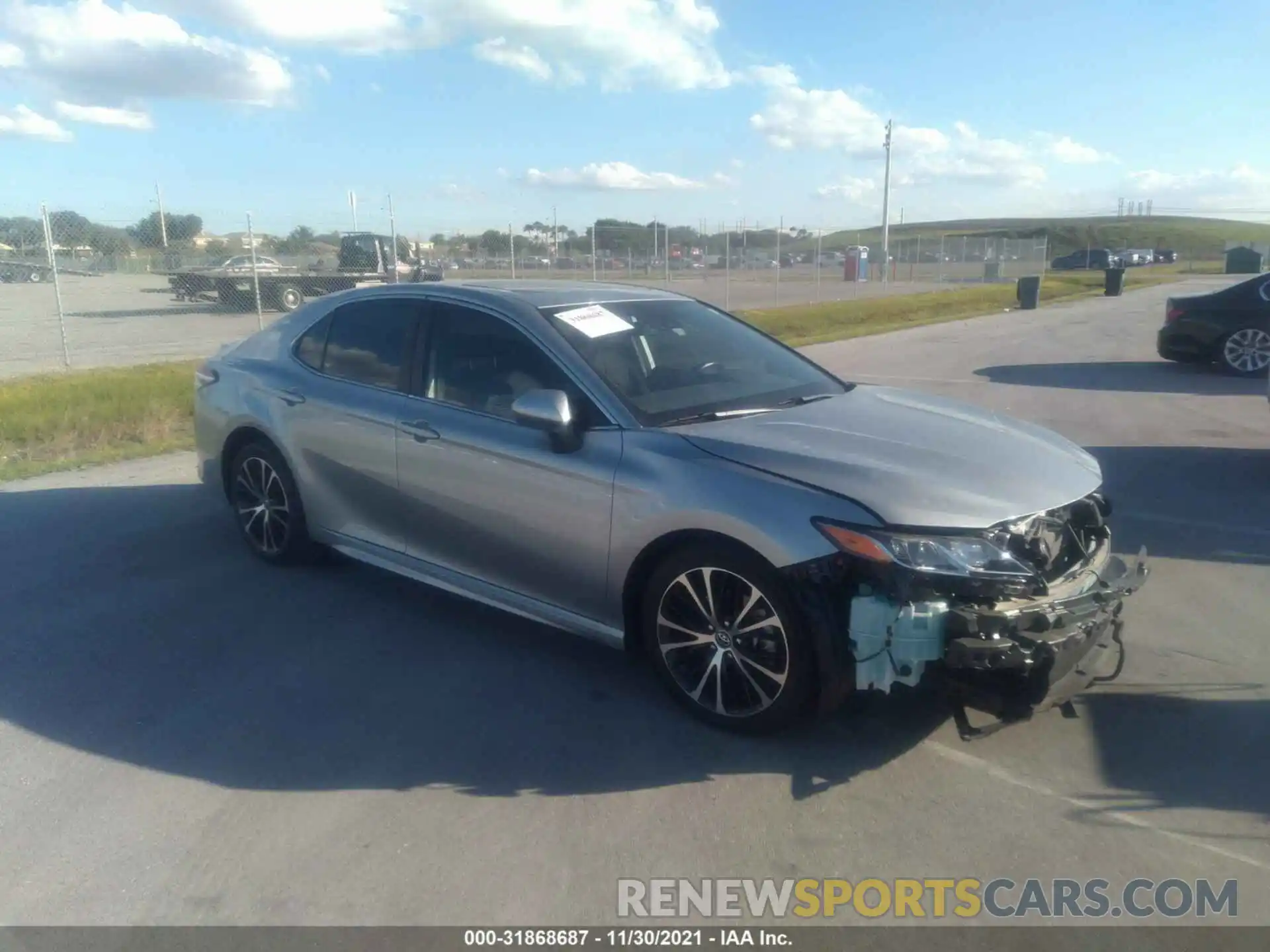 1 Photograph of a damaged car 4T1G11AK5LU911791 TOYOTA CAMRY 2020