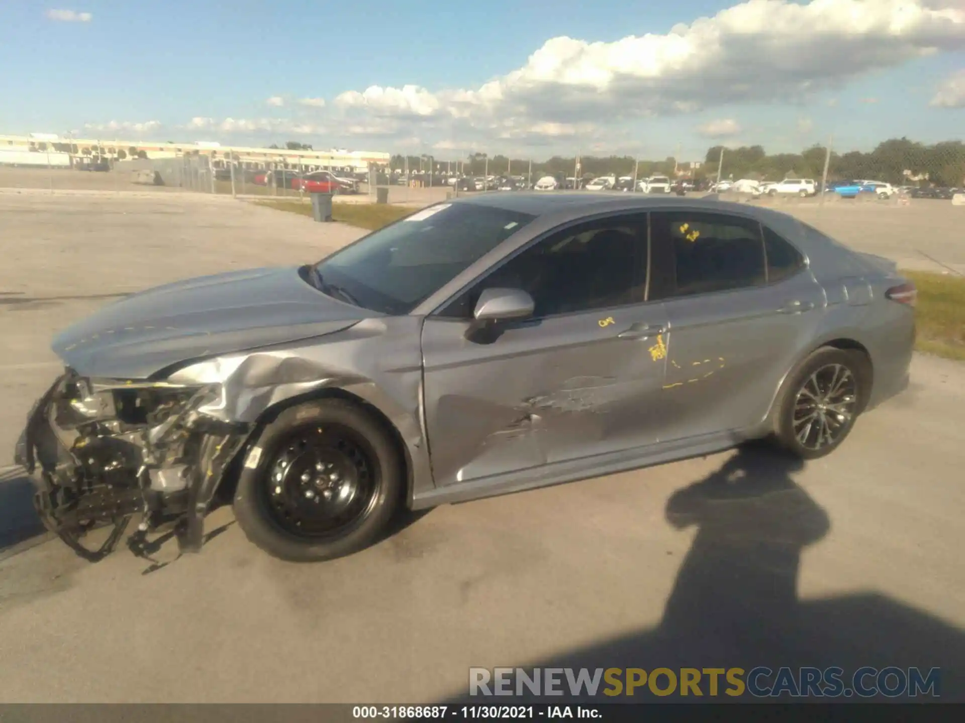 6 Photograph of a damaged car 4T1G11AK5LU911791 TOYOTA CAMRY 2020