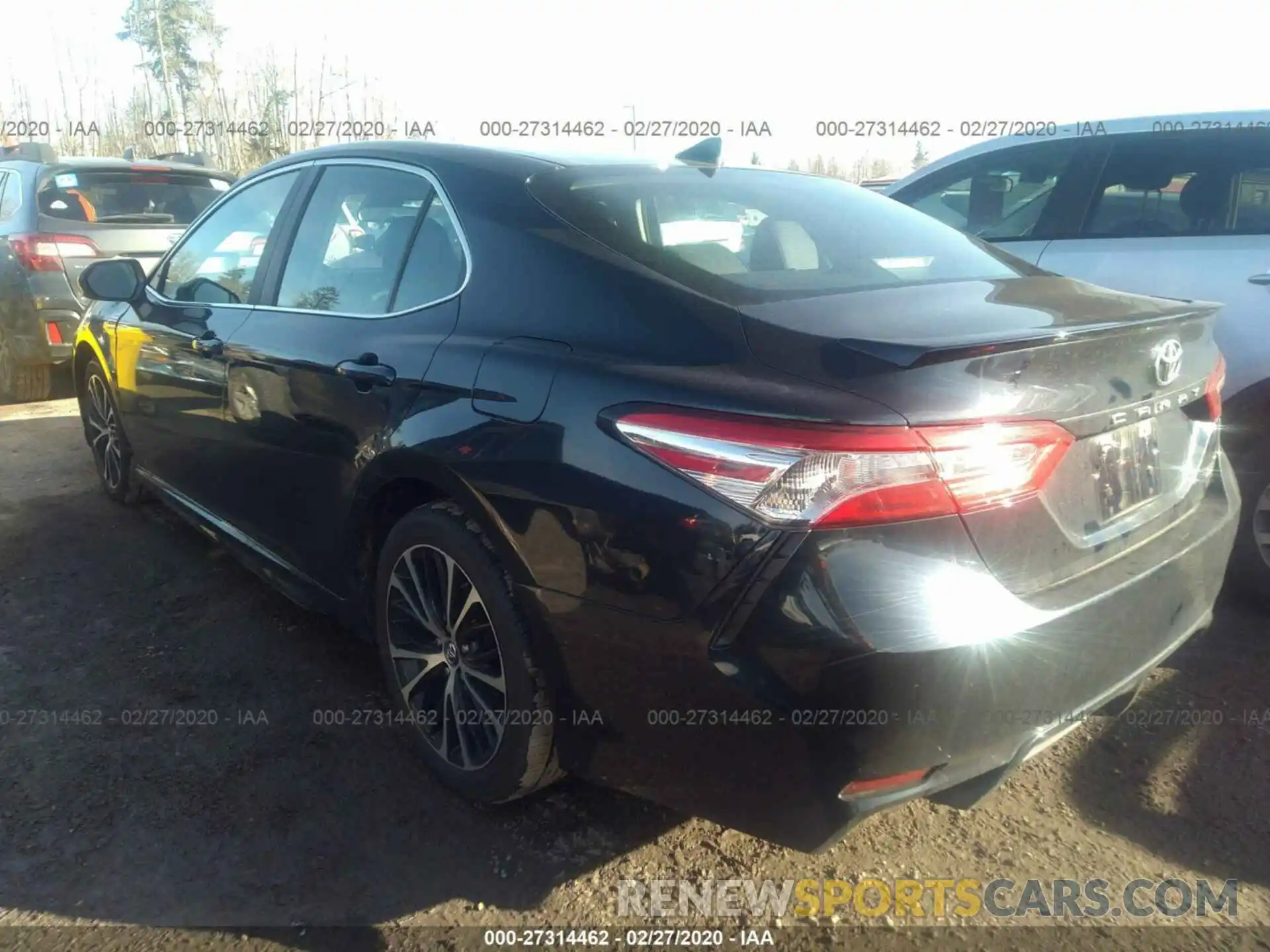 3 Фотография поврежденного автомобиля 4T1G11AK5LU912245 TOYOTA CAMRY 2020