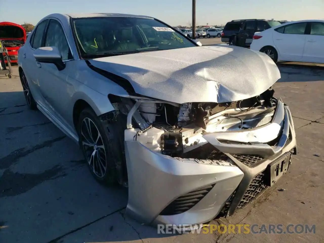 1 Photograph of a damaged car 4T1G11AK5LU913380 TOYOTA CAMRY 2020