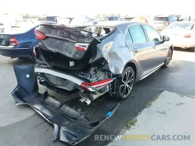 4 Photograph of a damaged car 4T1G11AK5LU913816 TOYOTA CAMRY 2020