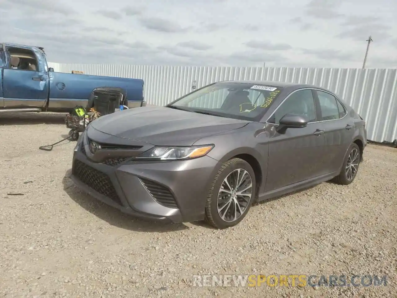 2 Photograph of a damaged car 4T1G11AK5LU914223 TOYOTA CAMRY 2020