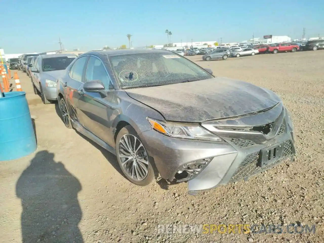 1 Photograph of a damaged car 4T1G11AK5LU915307 TOYOTA CAMRY 2020