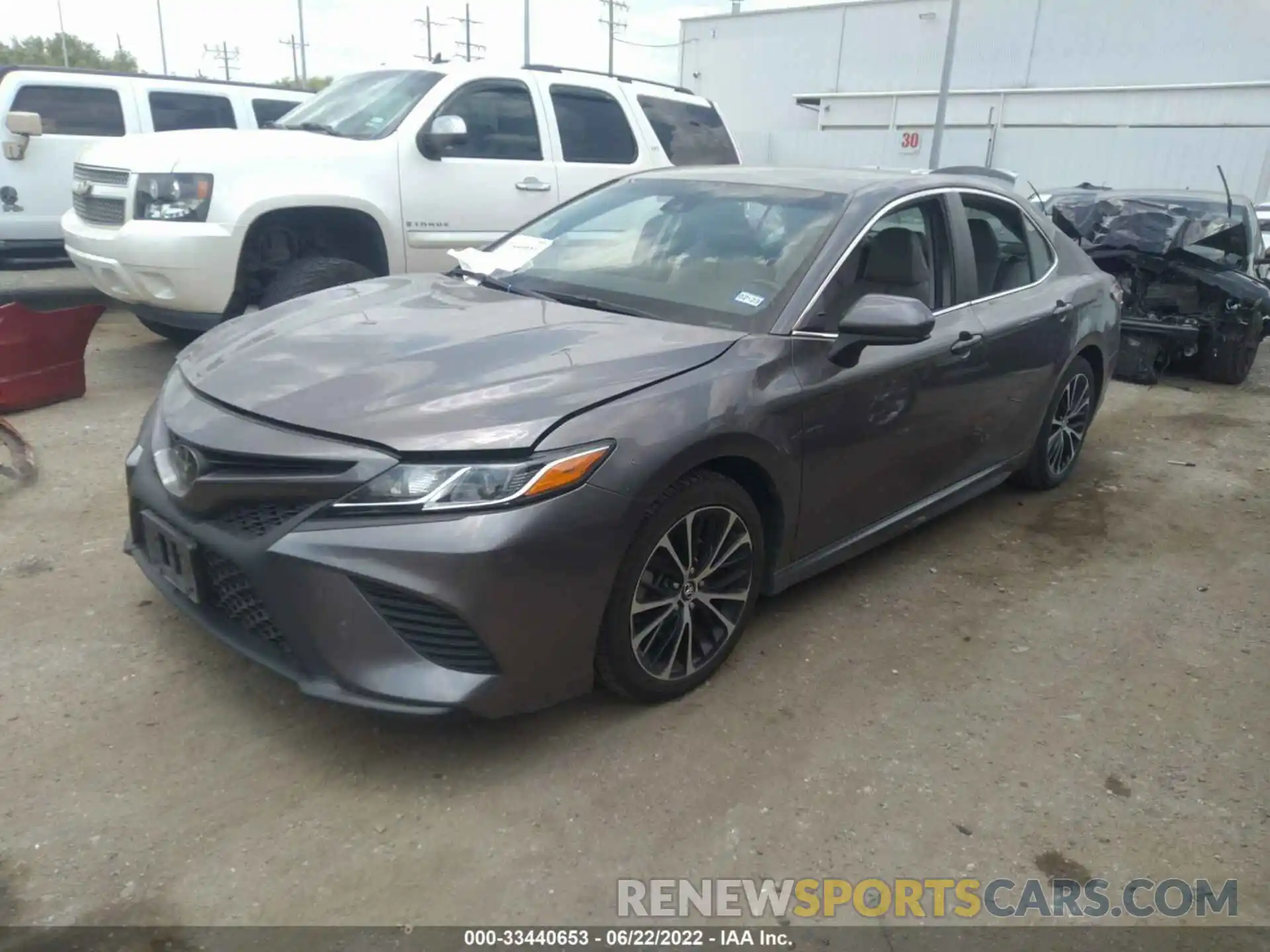 2 Photograph of a damaged car 4T1G11AK5LU917350 TOYOTA CAMRY 2020