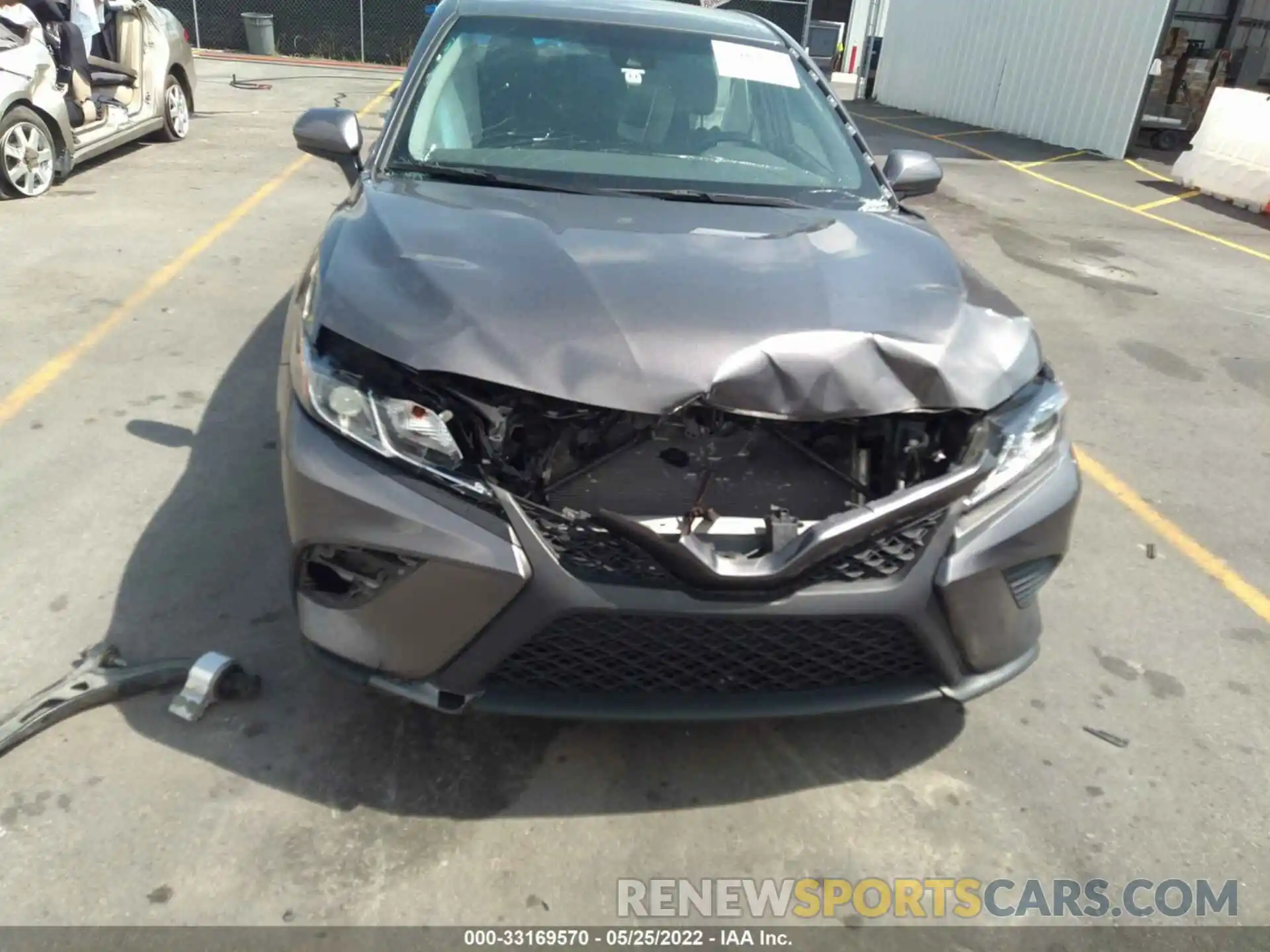 6 Photograph of a damaged car 4T1G11AK5LU917882 TOYOTA CAMRY 2020