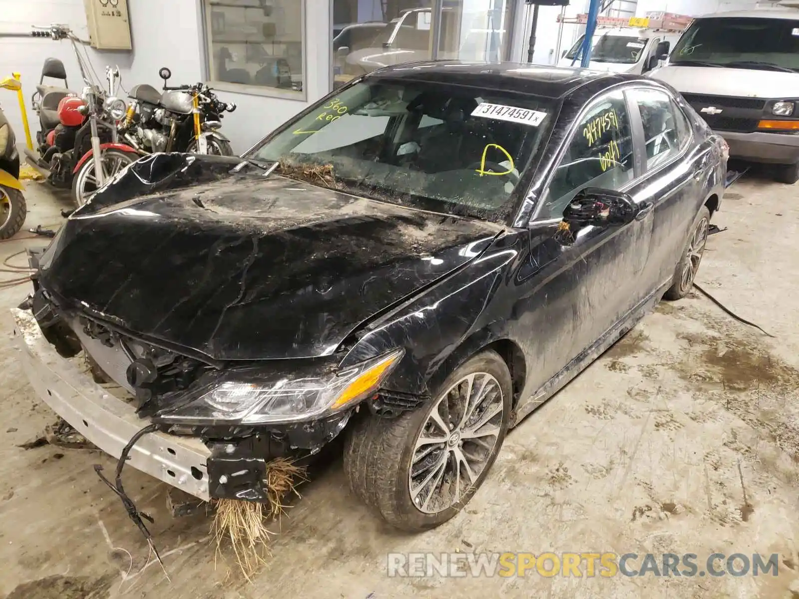 2 Photograph of a damaged car 4T1G11AK5LU921379 TOYOTA CAMRY 2020