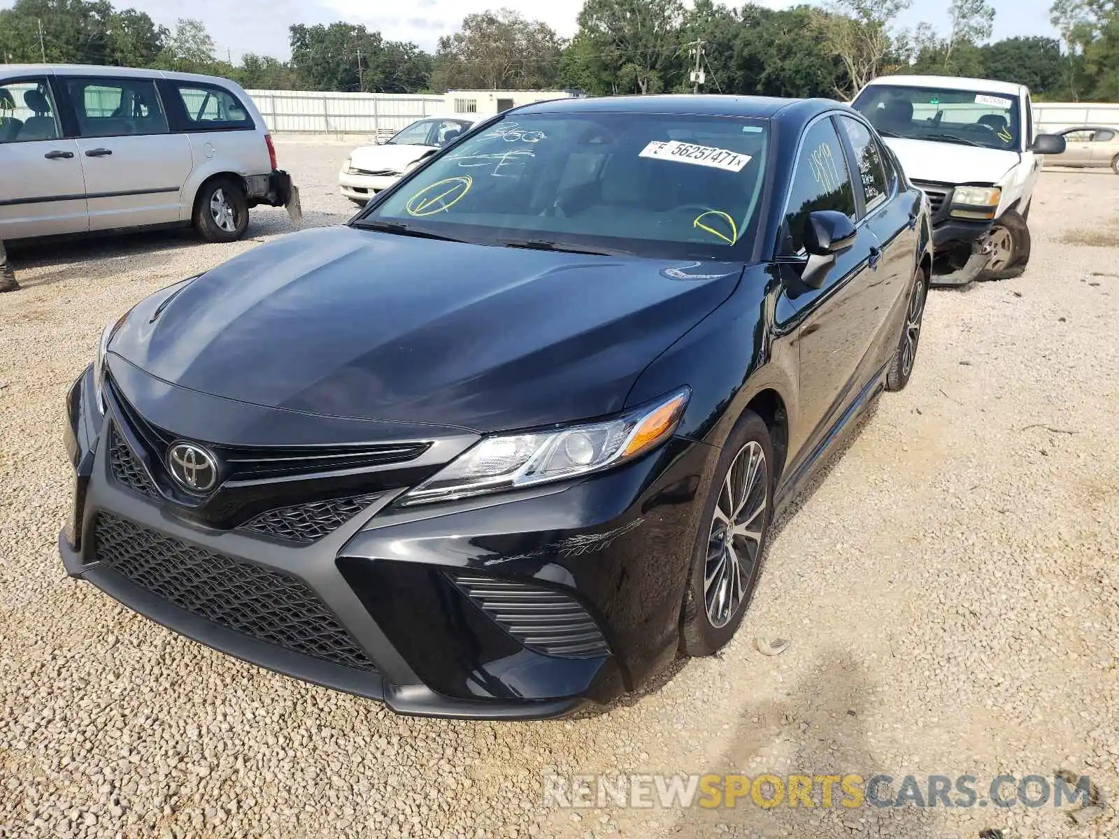 2 Photograph of a damaged car 4T1G11AK5LU922578 TOYOTA CAMRY 2020