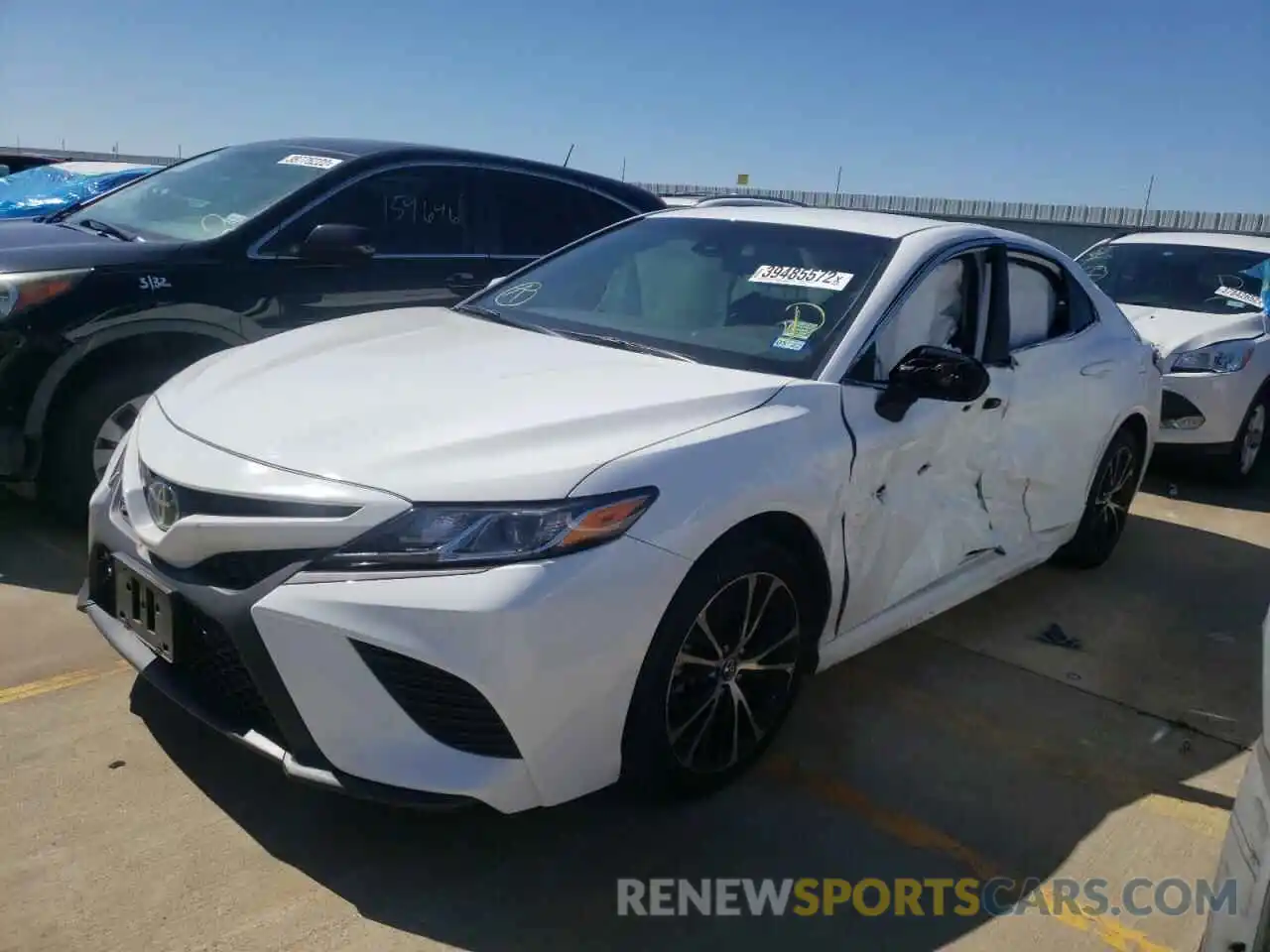 2 Photograph of a damaged car 4T1G11AK5LU923410 TOYOTA CAMRY 2020