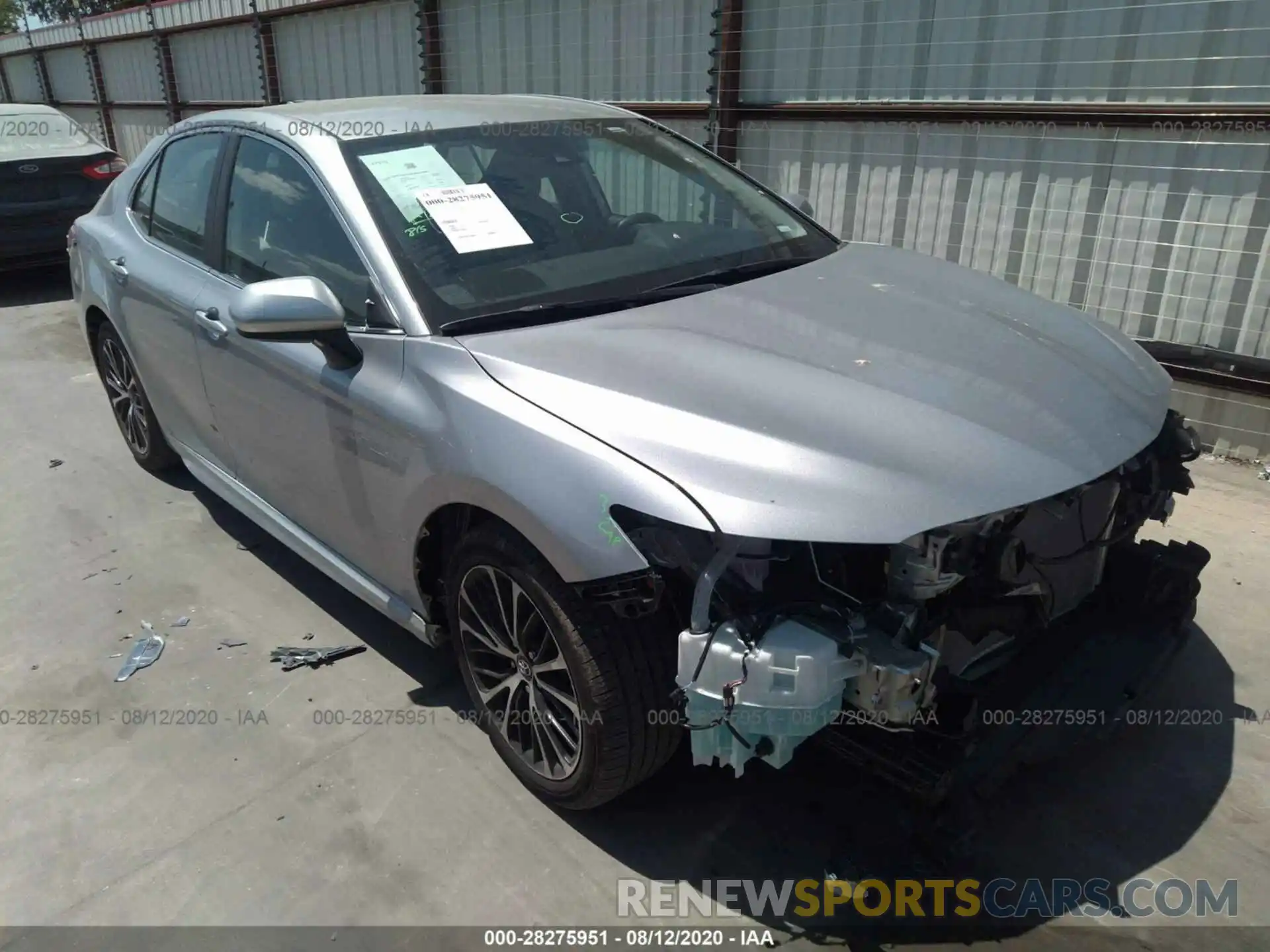 1 Photograph of a damaged car 4T1G11AK5LU923665 TOYOTA CAMRY 2020