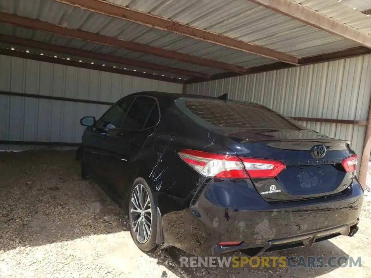 3 Photograph of a damaged car 4T1G11AK5LU924668 TOYOTA CAMRY 2020