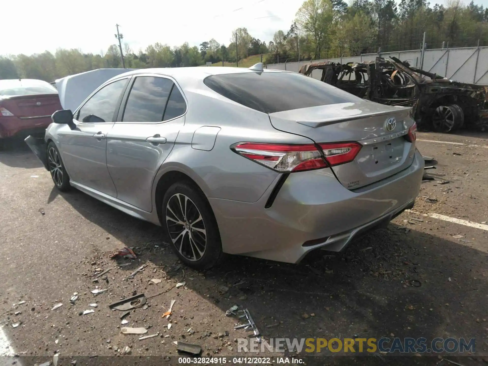 3 Photograph of a damaged car 4T1G11AK5LU925142 TOYOTA CAMRY 2020