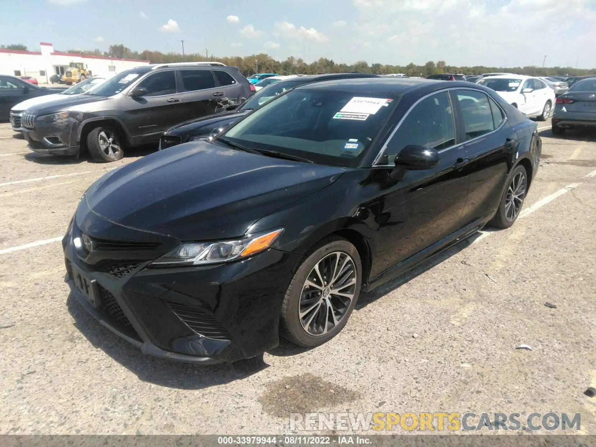 2 Photograph of a damaged car 4T1G11AK5LU929143 TOYOTA CAMRY 2020