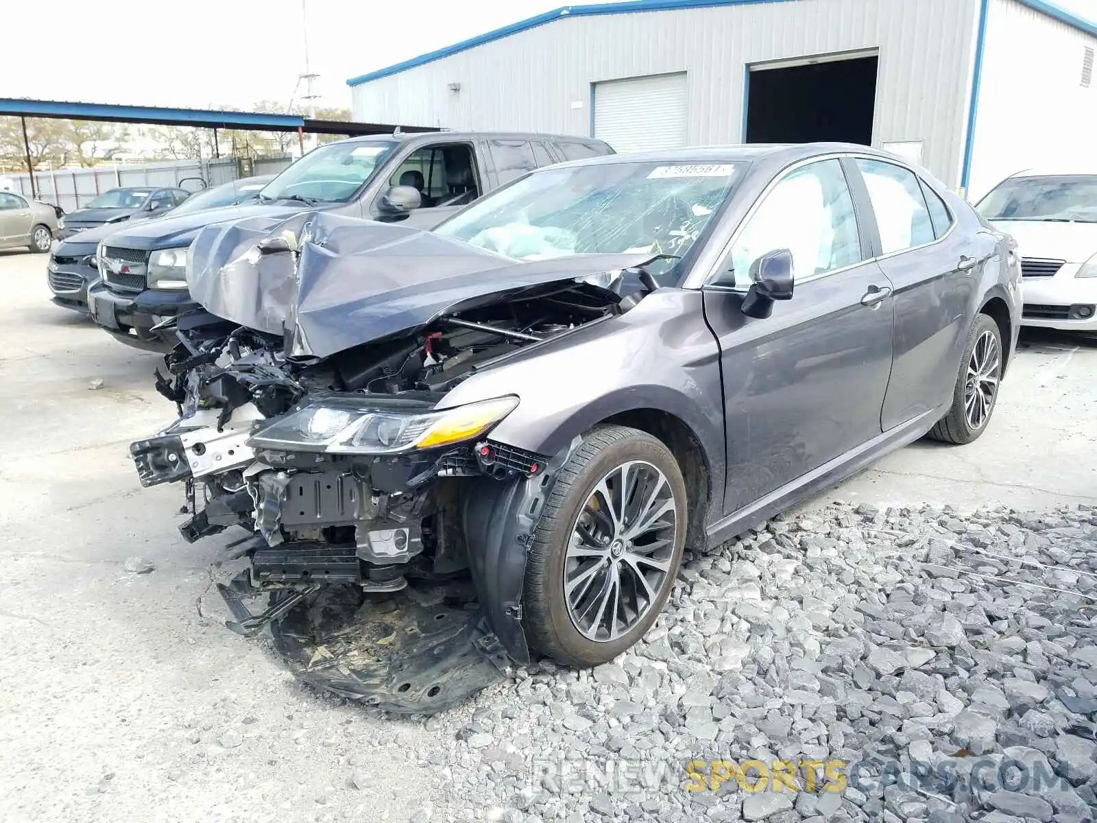 2 Photograph of a damaged car 4T1G11AK5LU941423 TOYOTA CAMRY 2020