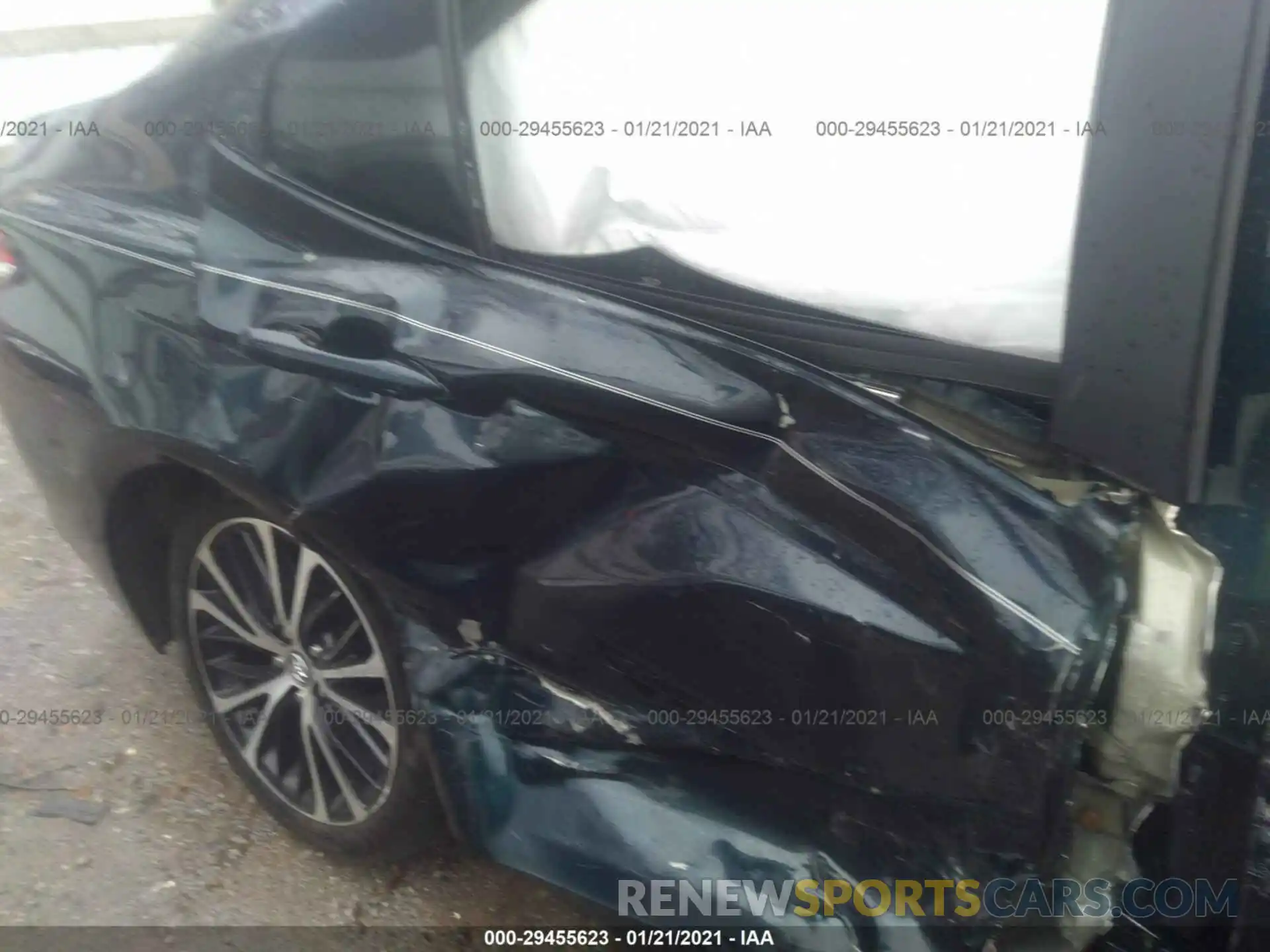 6 Photograph of a damaged car 4T1G11AK5LU941454 TOYOTA CAMRY 2020