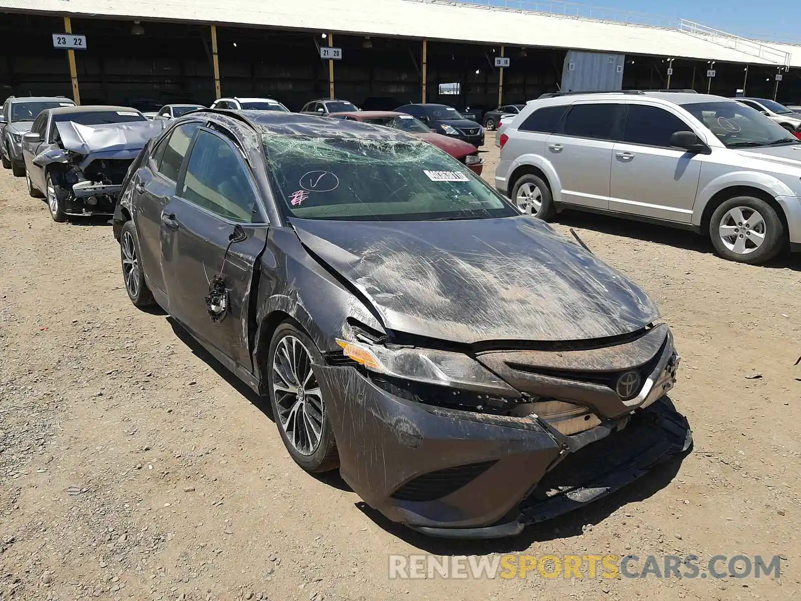 1 Photograph of a damaged car 4T1G11AK5LU942684 TOYOTA CAMRY 2020