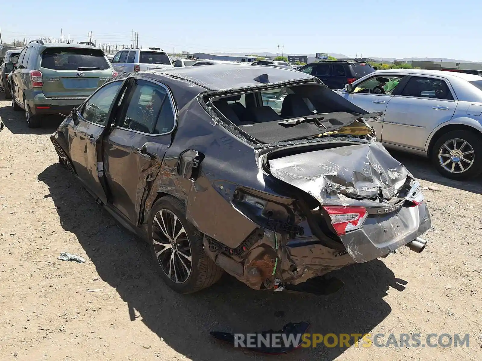 3 Photograph of a damaged car 4T1G11AK5LU942684 TOYOTA CAMRY 2020