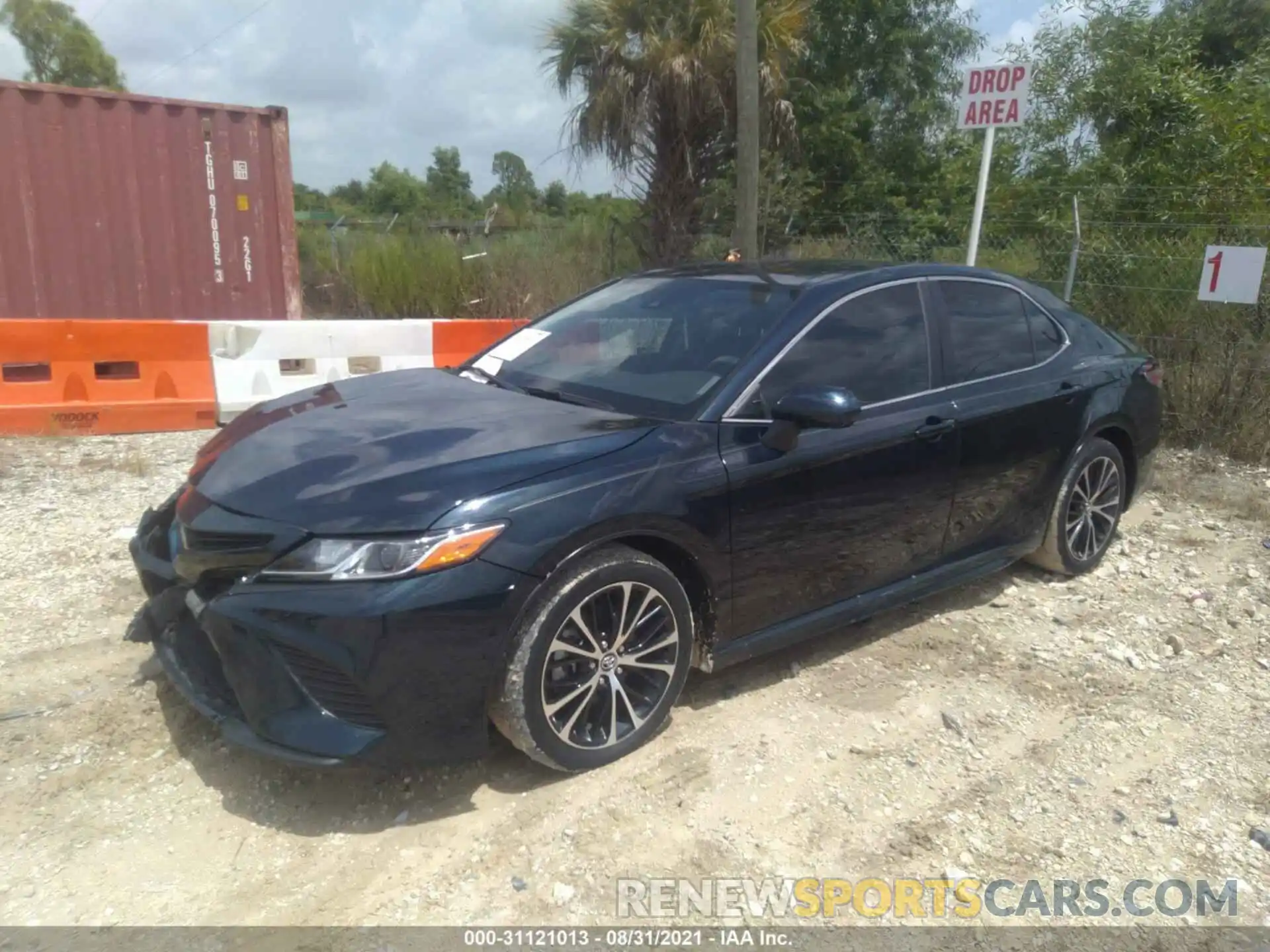 2 Photograph of a damaged car 4T1G11AK5LU945391 TOYOTA CAMRY 2020