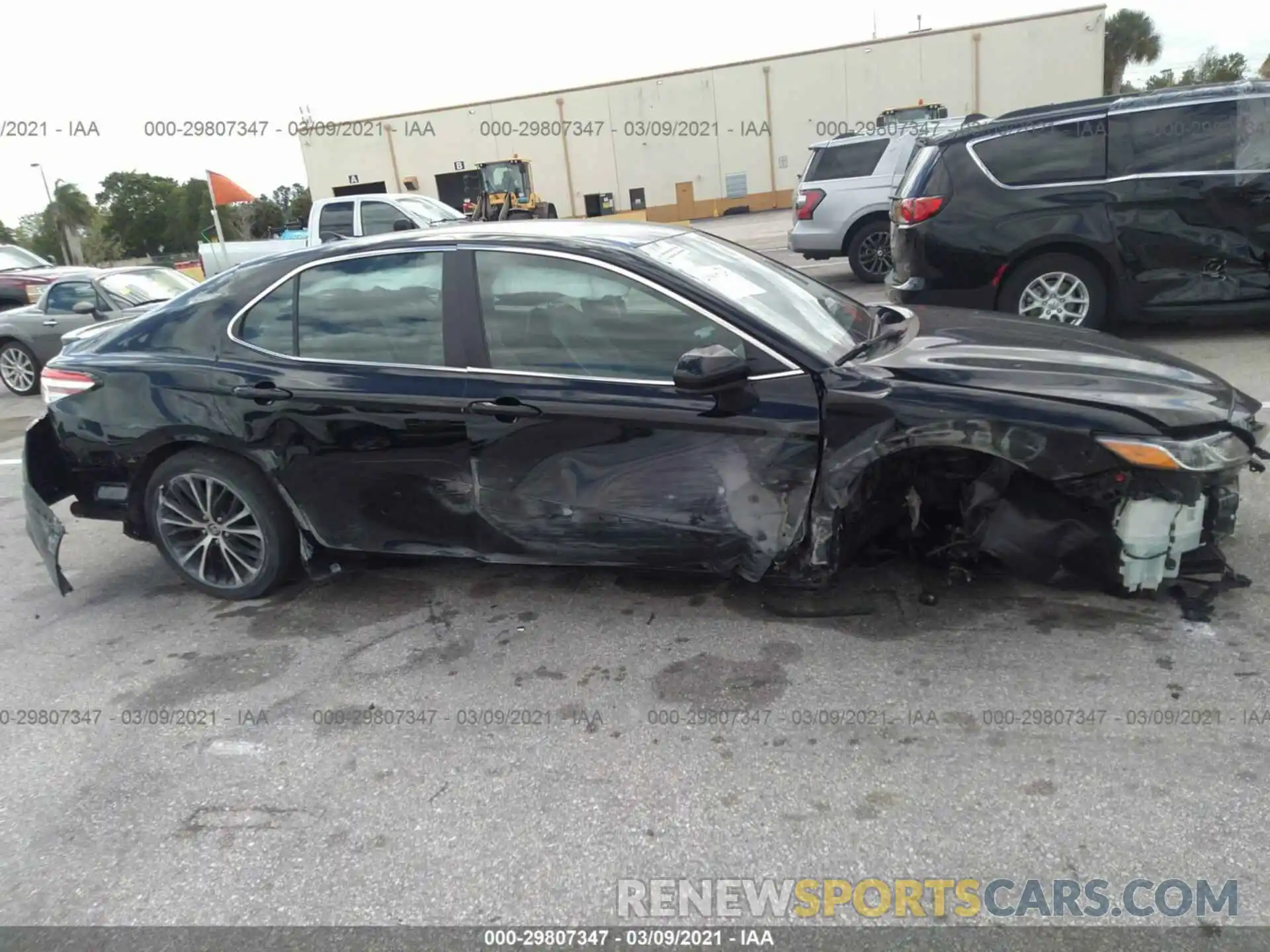 6 Photograph of a damaged car 4T1G11AK5LU947433 TOYOTA CAMRY 2020