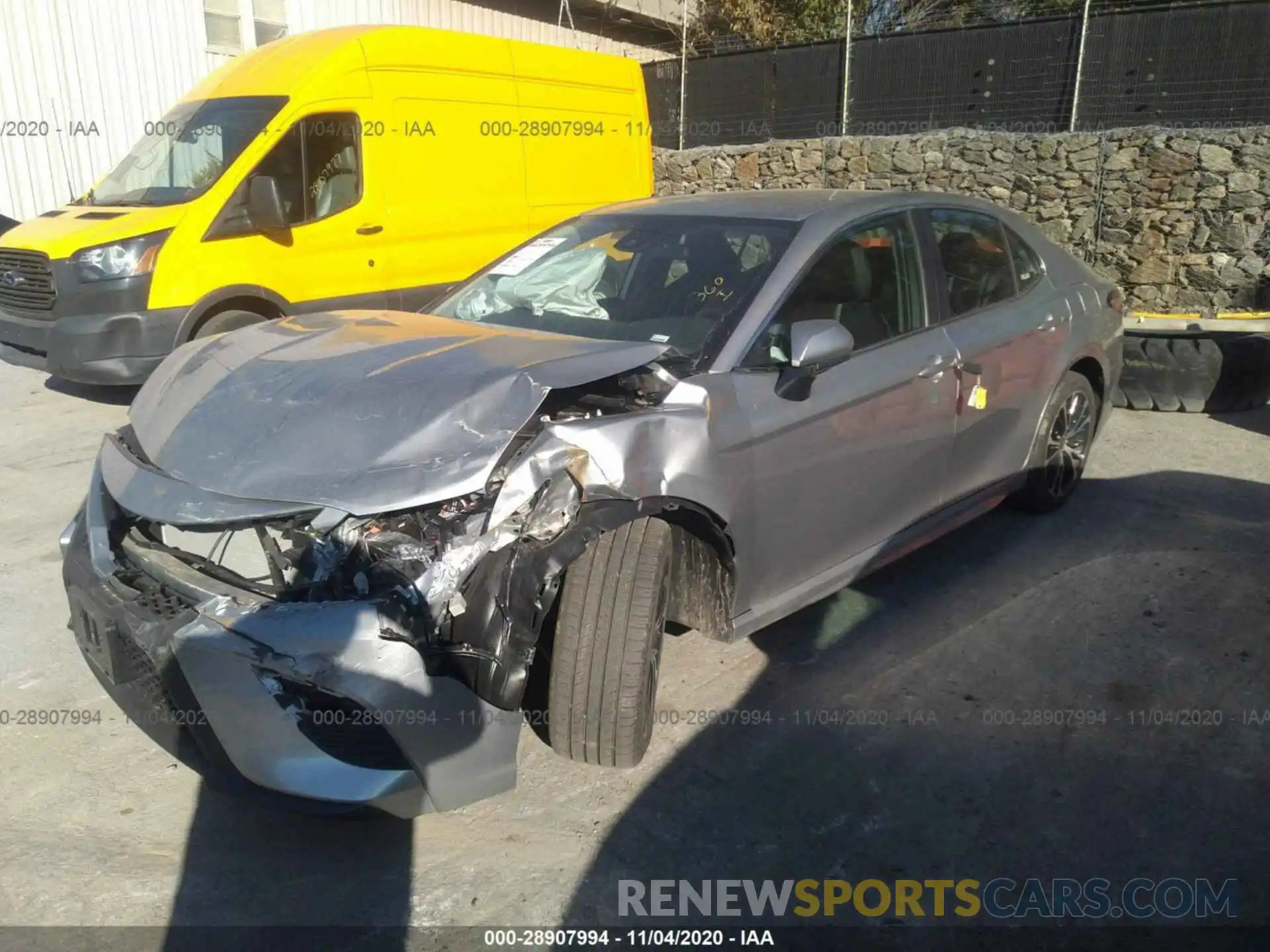 2 Photograph of a damaged car 4T1G11AK5LU949750 TOYOTA CAMRY 2020