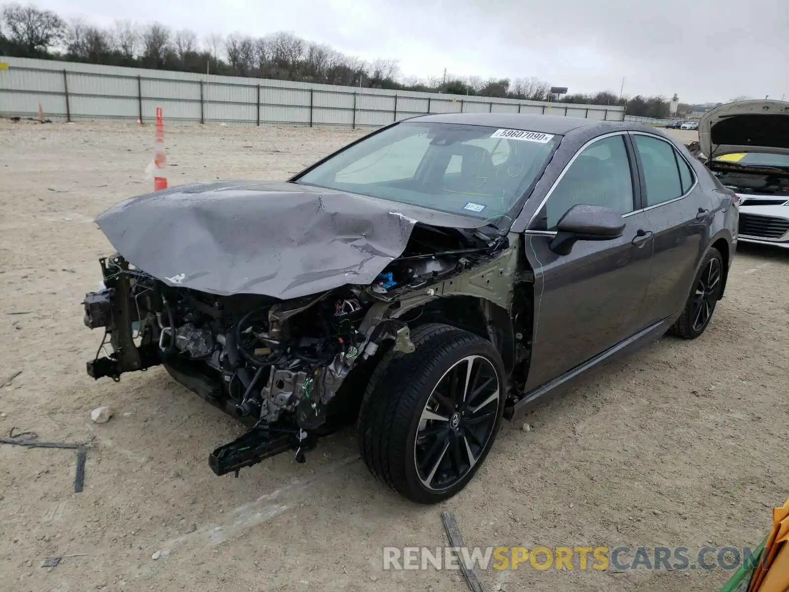 2 Photograph of a damaged car 4T1G11AK5LU951370 TOYOTA CAMRY 2020