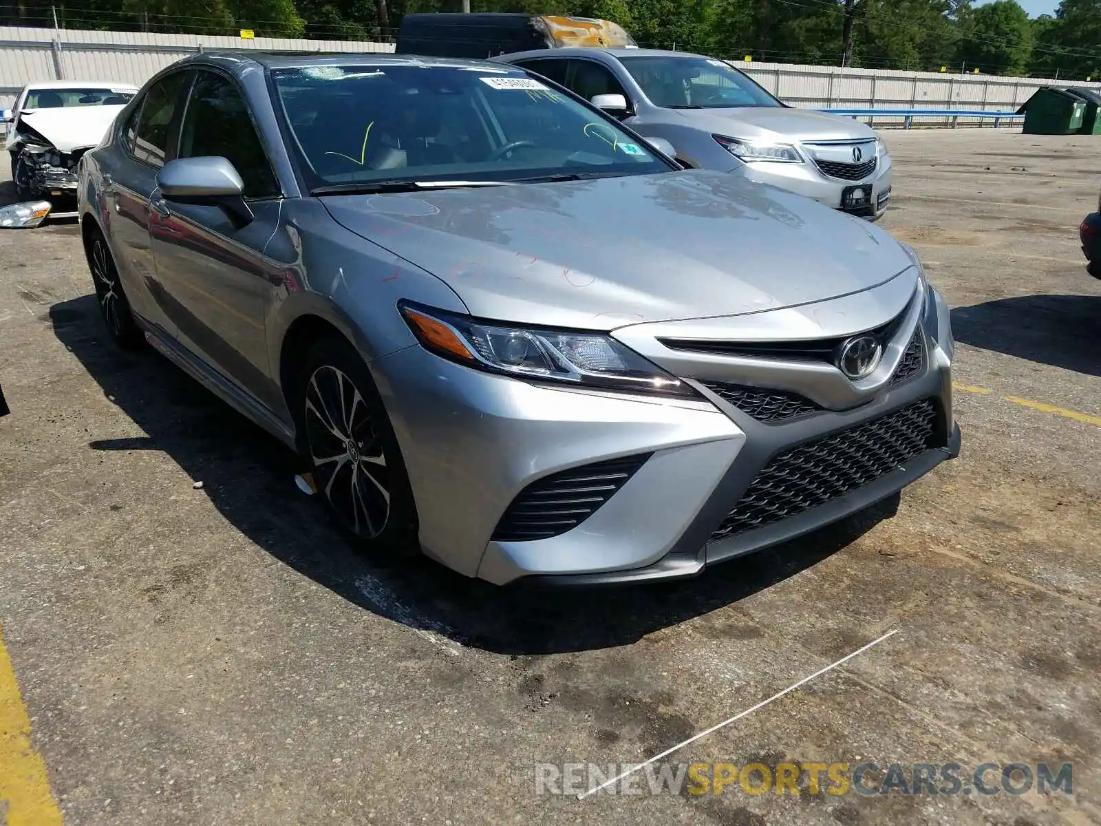 1 Photograph of a damaged car 4T1G11AK5LU958738 TOYOTA CAMRY 2020