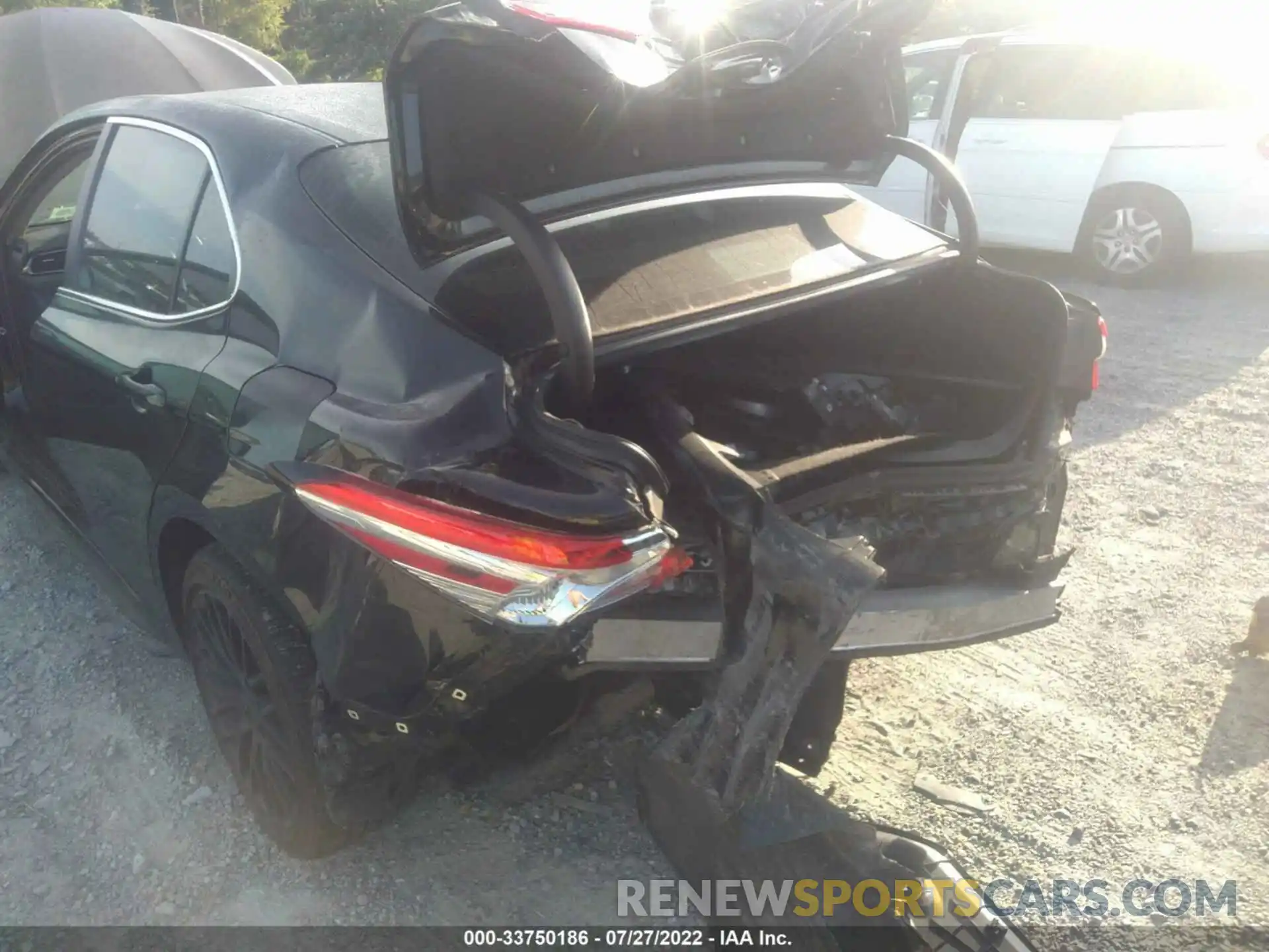 6 Photograph of a damaged car 4T1G11AK5LU959176 TOYOTA CAMRY 2020