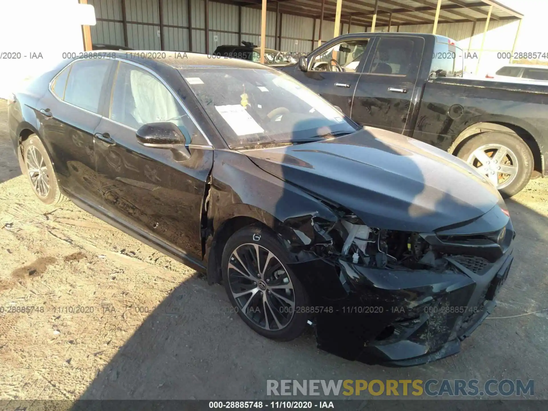 1 Photograph of a damaged car 4T1G11AK5LU960067 TOYOTA CAMRY 2020