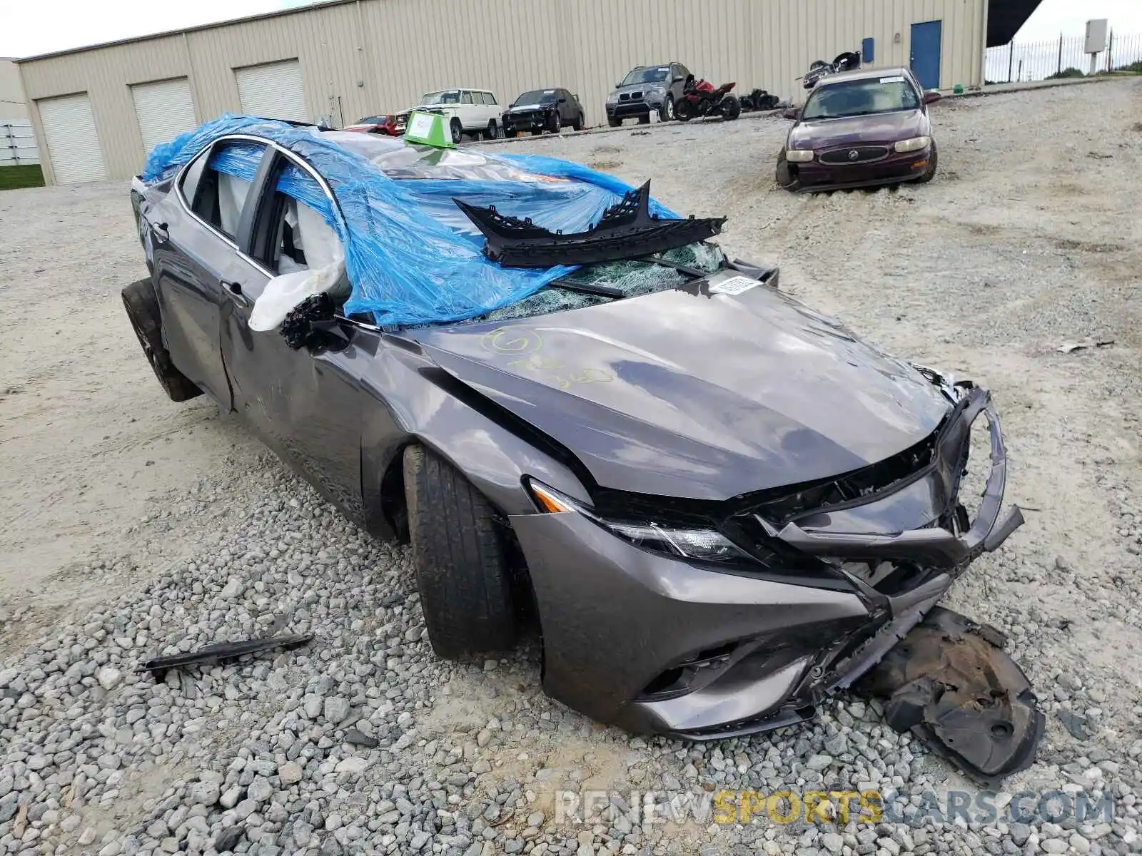 1 Photograph of a damaged car 4T1G11AK5LU962871 TOYOTA CAMRY 2020