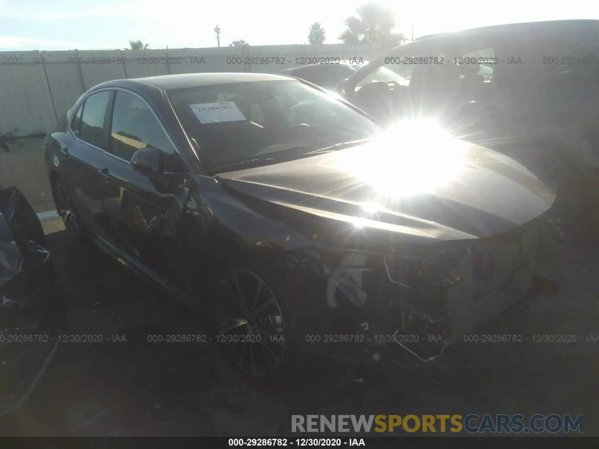 1 Photograph of a damaged car 4T1G11AK5LU967147 TOYOTA CAMRY 2020