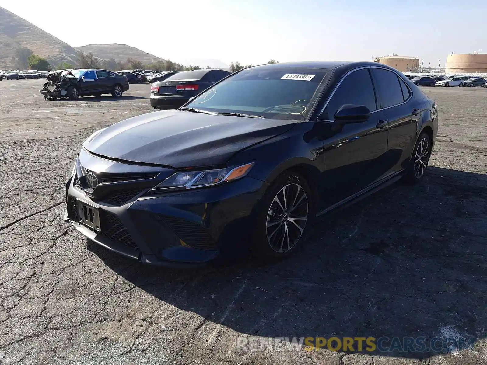 2 Photograph of a damaged car 4T1G11AK5LU971778 TOYOTA CAMRY 2020