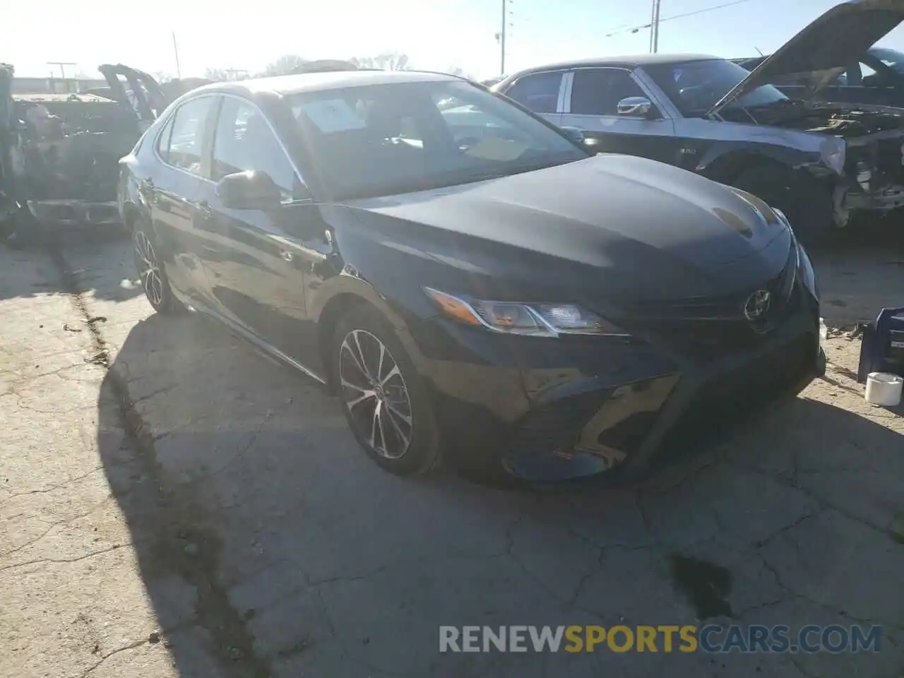 1 Photograph of a damaged car 4T1G11AK5LU974812 TOYOTA CAMRY 2020