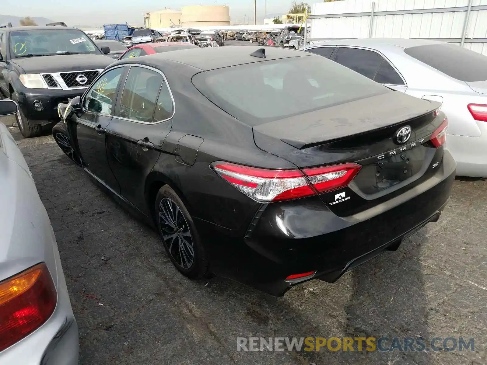 3 Photograph of a damaged car 4T1G11AK5LU975359 TOYOTA CAMRY 2020