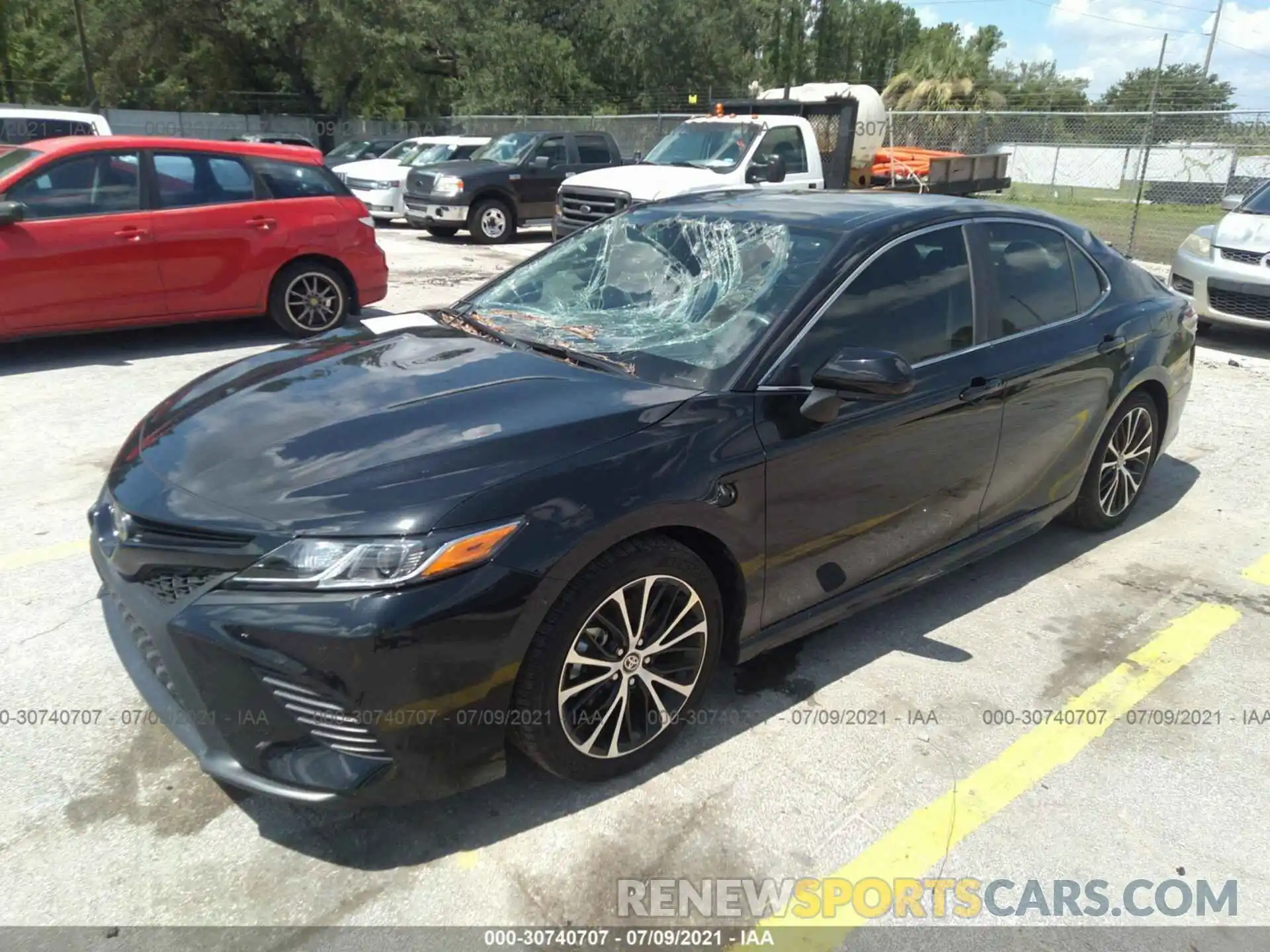 2 Photograph of a damaged car 4T1G11AK5LU977211 TOYOTA CAMRY 2020