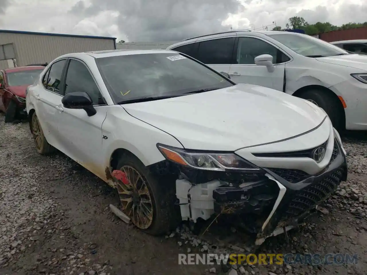 1 Photograph of a damaged car 4T1G11AK5LU977547 TOYOTA CAMRY 2020