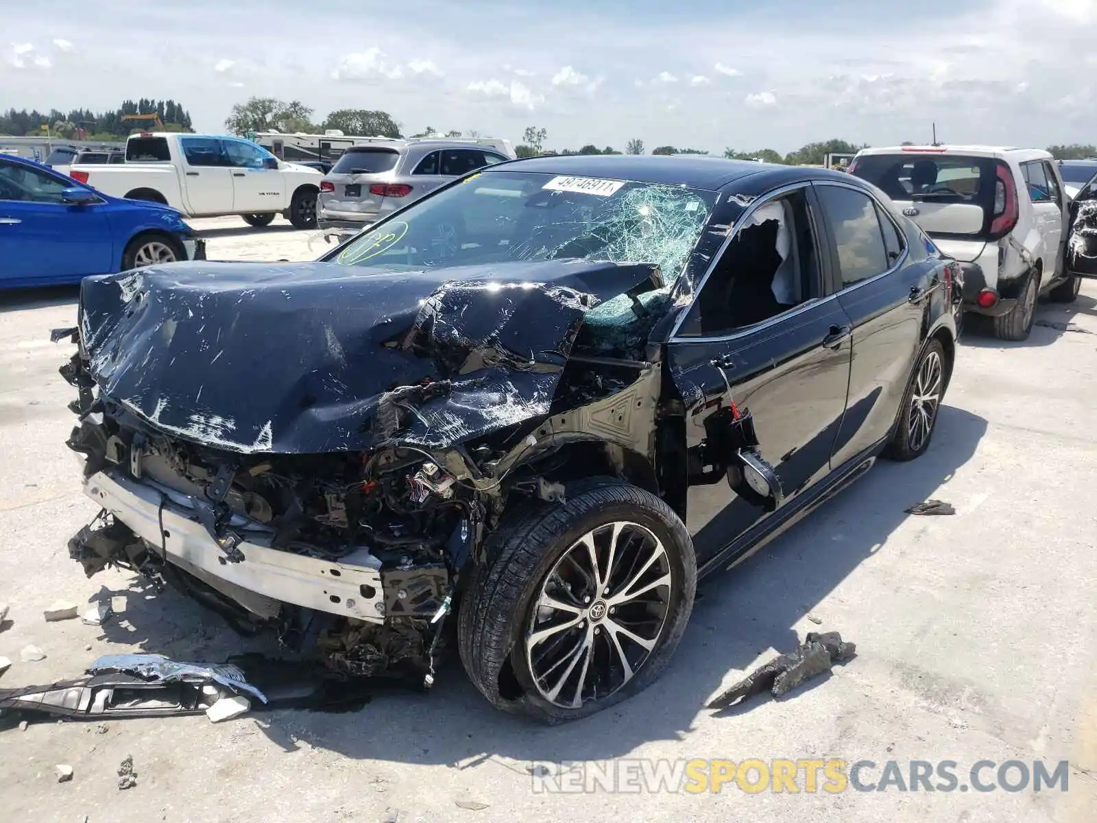 2 Photograph of a damaged car 4T1G11AK5LU980562 TOYOTA CAMRY 2020