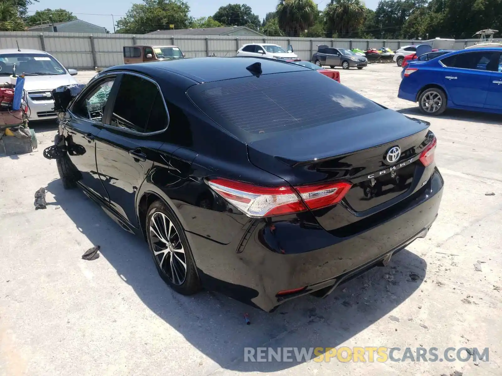 3 Photograph of a damaged car 4T1G11AK5LU980562 TOYOTA CAMRY 2020