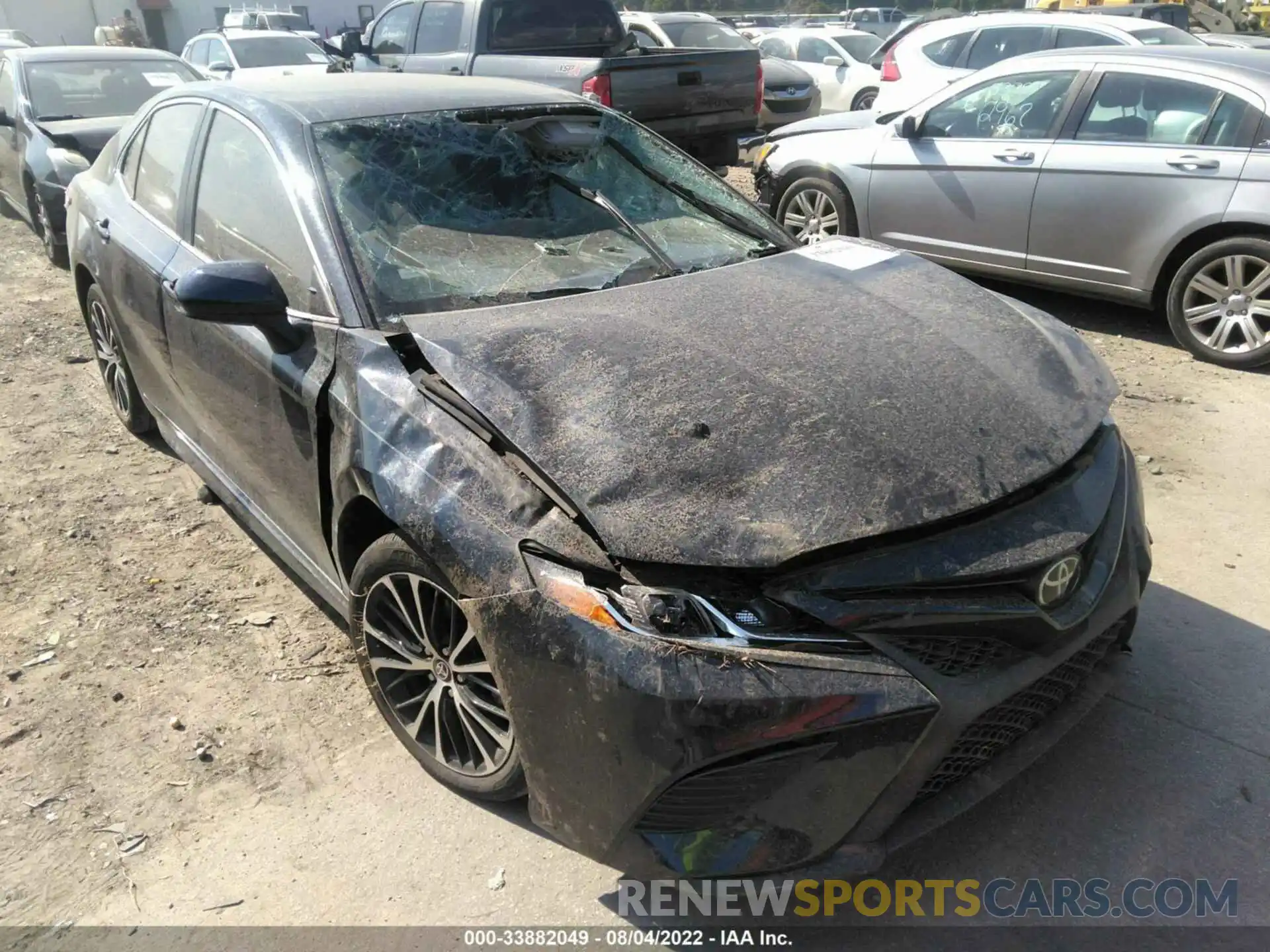 6 Photograph of a damaged car 4T1G11AK5LU981629 TOYOTA CAMRY 2020