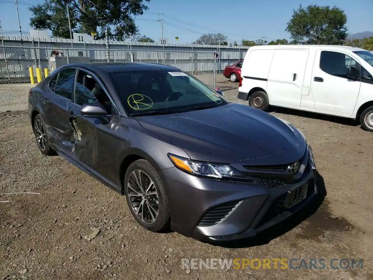 1 Photograph of a damaged car 4T1G11AK5LU987723 TOYOTA CAMRY 2020