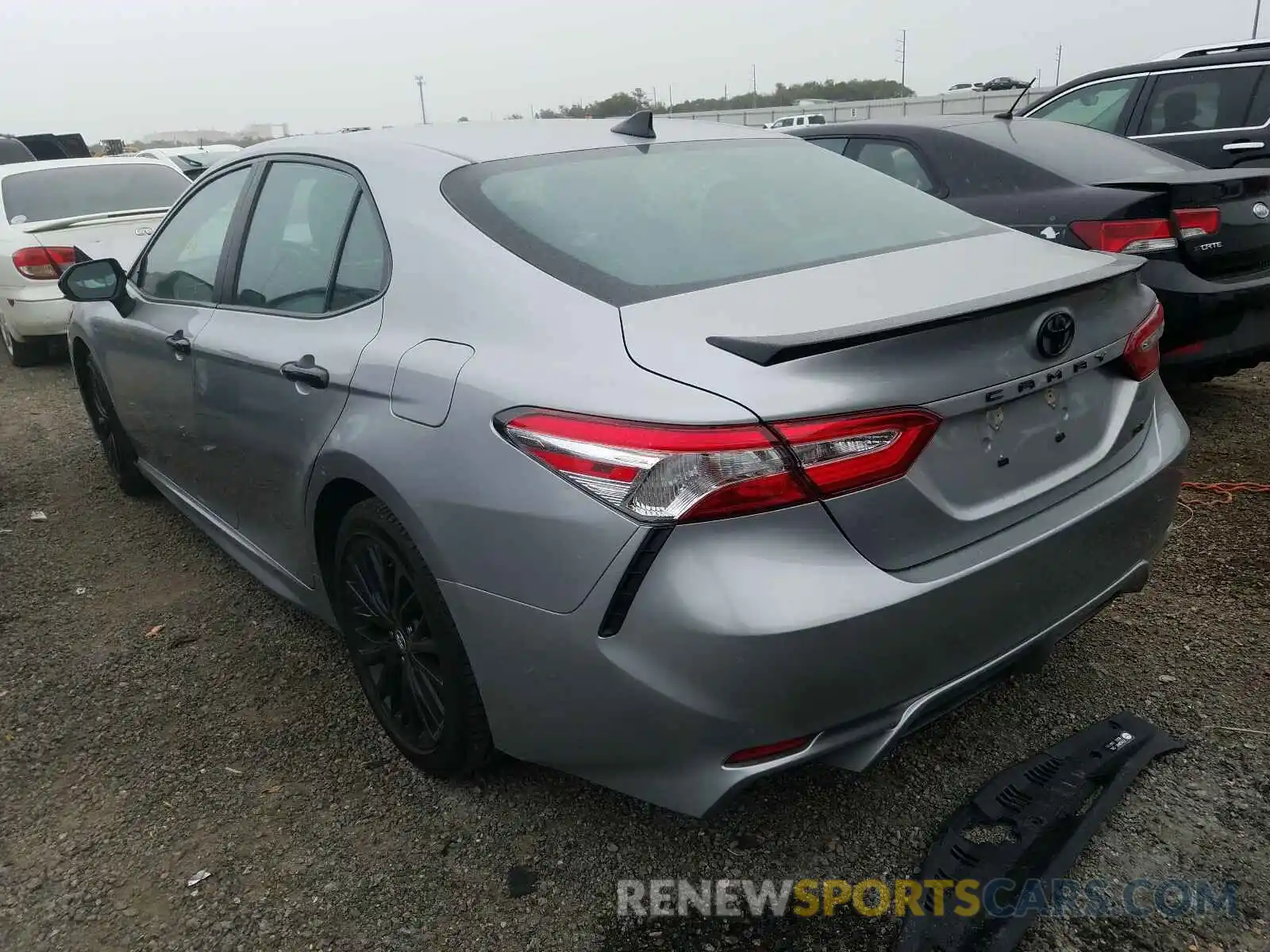 3 Photograph of a damaged car 4T1G11AK6LU303357 TOYOTA CAMRY 2020