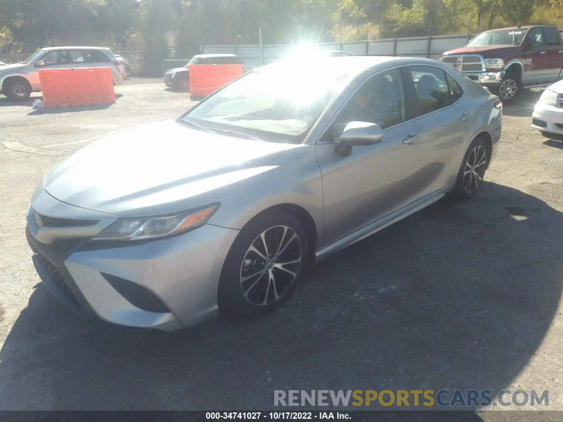 2 Photograph of a damaged car 4T1G11AK6LU304850 TOYOTA CAMRY 2020