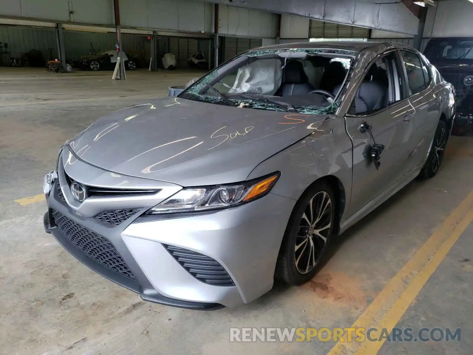 2 Photograph of a damaged car 4T1G11AK6LU305013 TOYOTA CAMRY 2020